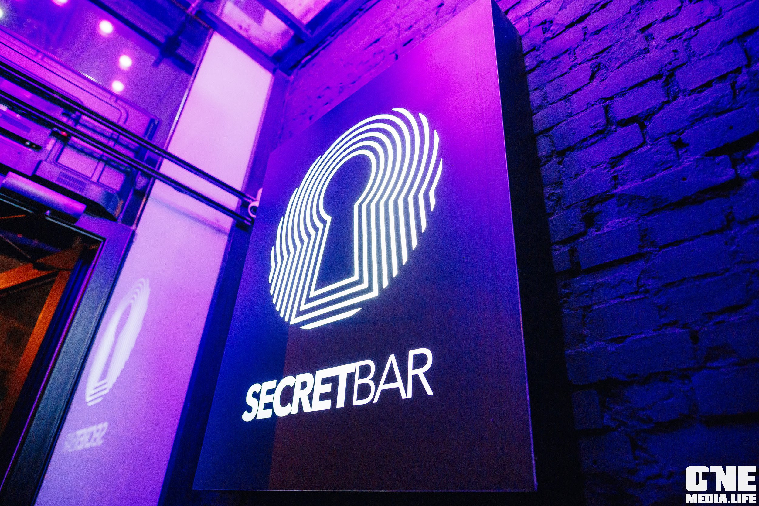 Фоторепортаж из ночного клуба Secret. One Media Life: фоторепортажи, фотоотчеты с мероприятий и заведений