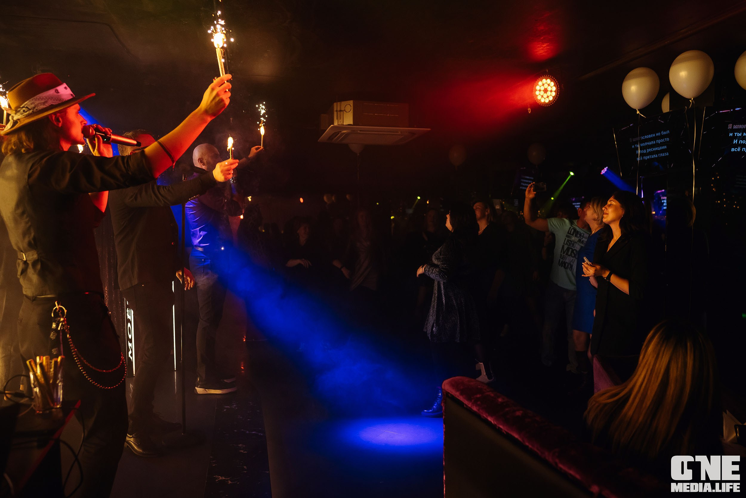 Фоторепортаж из караоке-клуба Эйфория. One Media Life: фоторепортажи, фотоотчеты с мероприятий и заведений