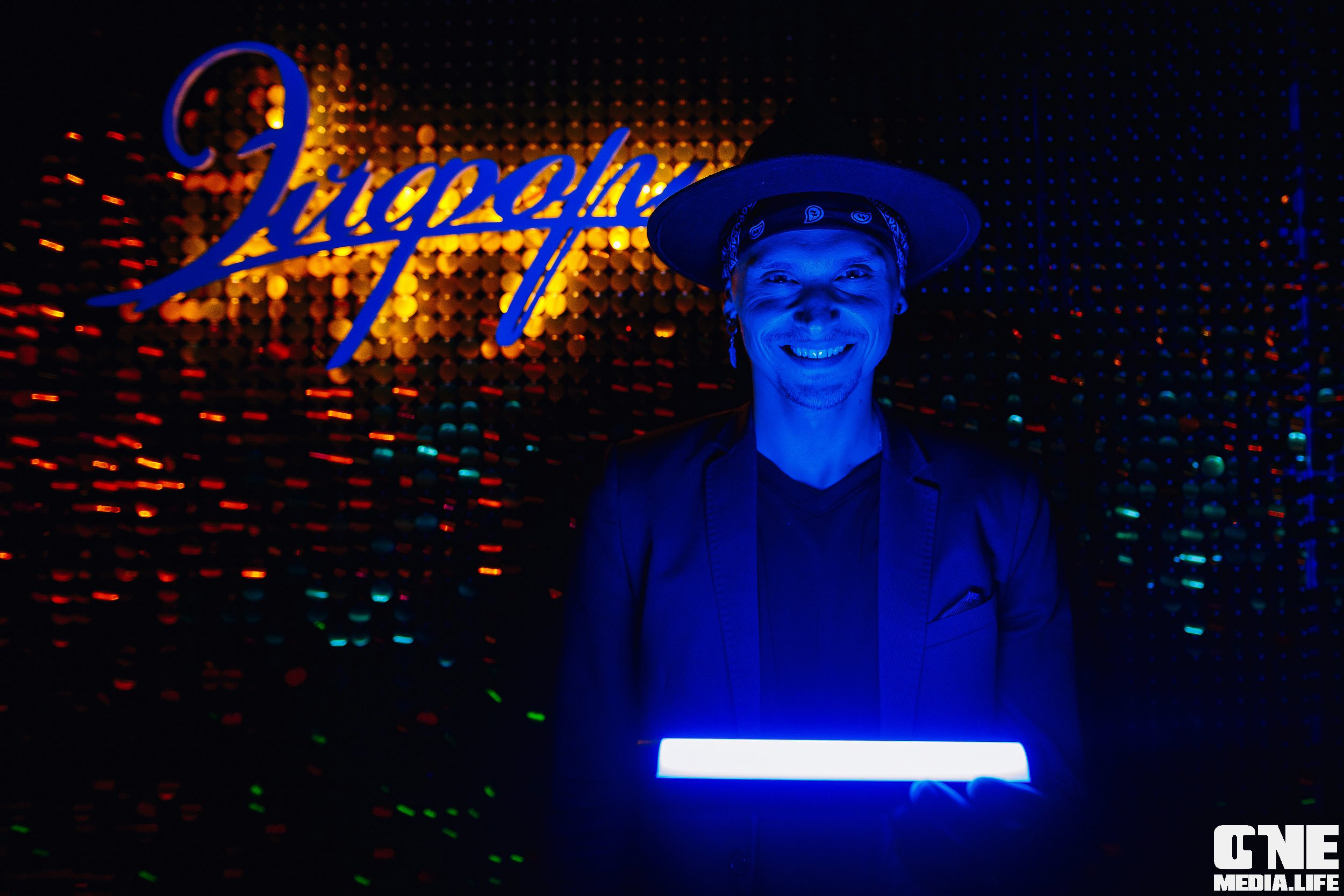 Фоторепортаж из караоке-клуба Эйфория. One Media Life: фоторепортажи, фотоотчеты с мероприятий и заведений