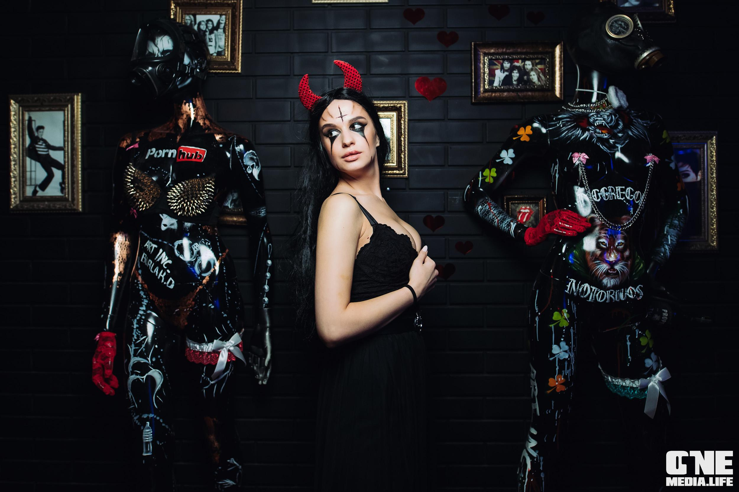 Фоторепортаж их бара ХххX. One Media Life: фоторепортажи, фотоотчеты с мероприятий и заведений