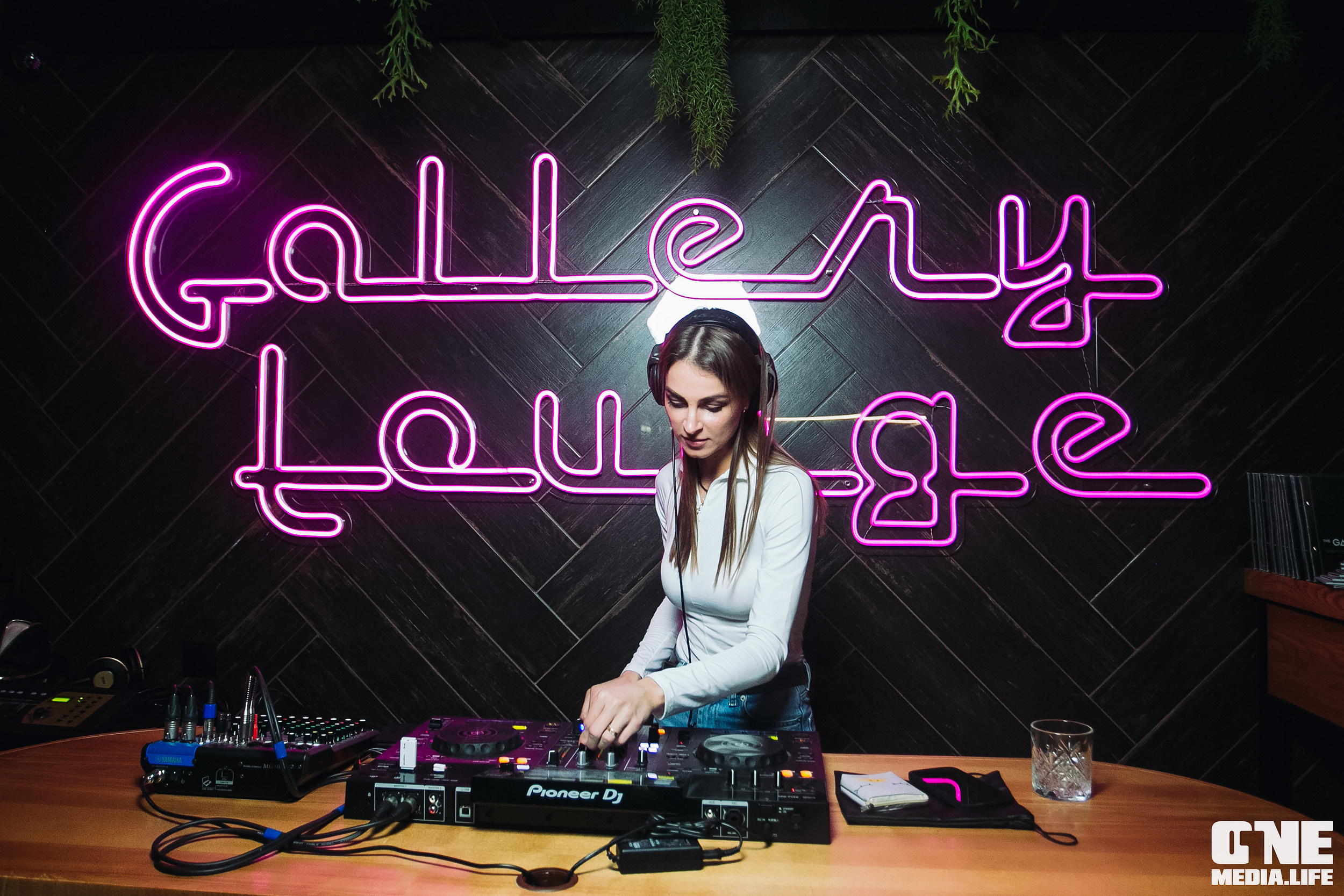 Фоторепортаж из арт-ресторана The Gallery. One Media Life: фоторепортажи, фотоотчеты с мероприятий и заведений