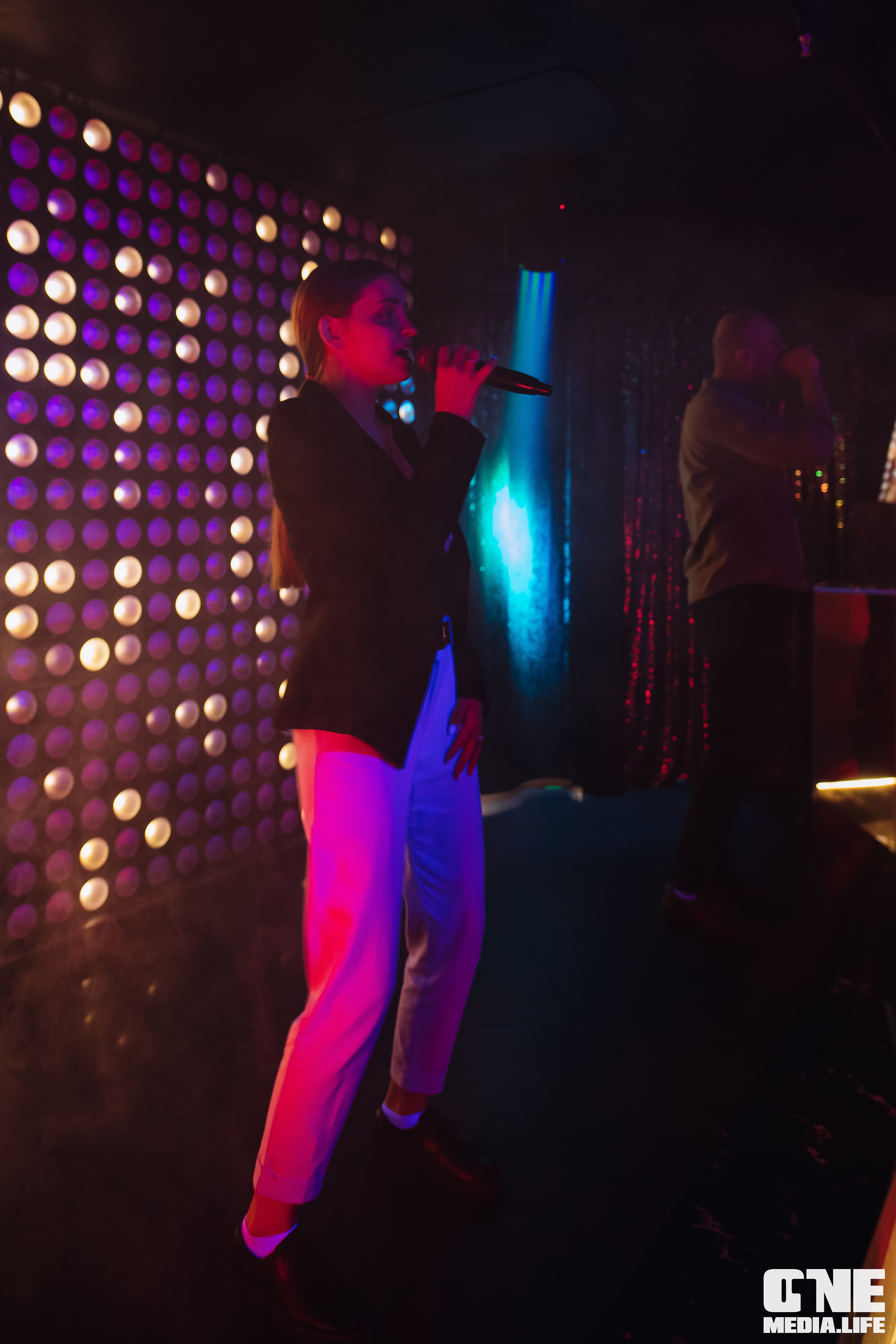 Фоторепортаж из караоке-клуба Эйфория. One Media Life: фоторепортажи, фотоотчеты с мероприятий и заведений