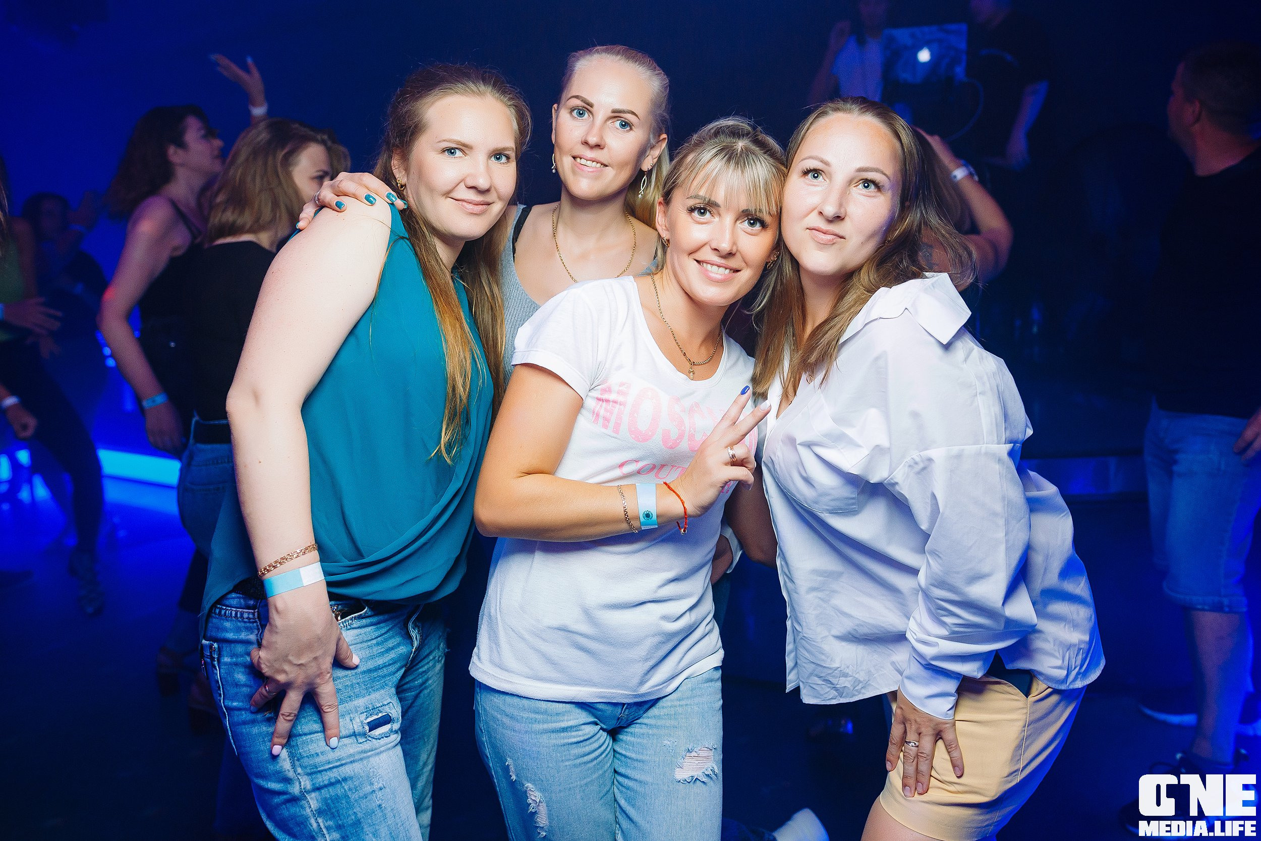 Фоторепортаж из ночного клуба Планета. One Media Life: фоторепортажи, фотоотчеты с мероприятий и заведений