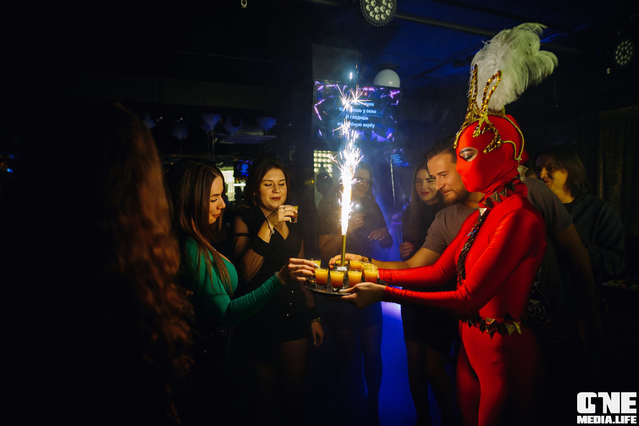 Фоторепортаж из караоке-клуба Эйфория. One Media Life: фоторепортажи, фотоотчеты с мероприятий и заведений