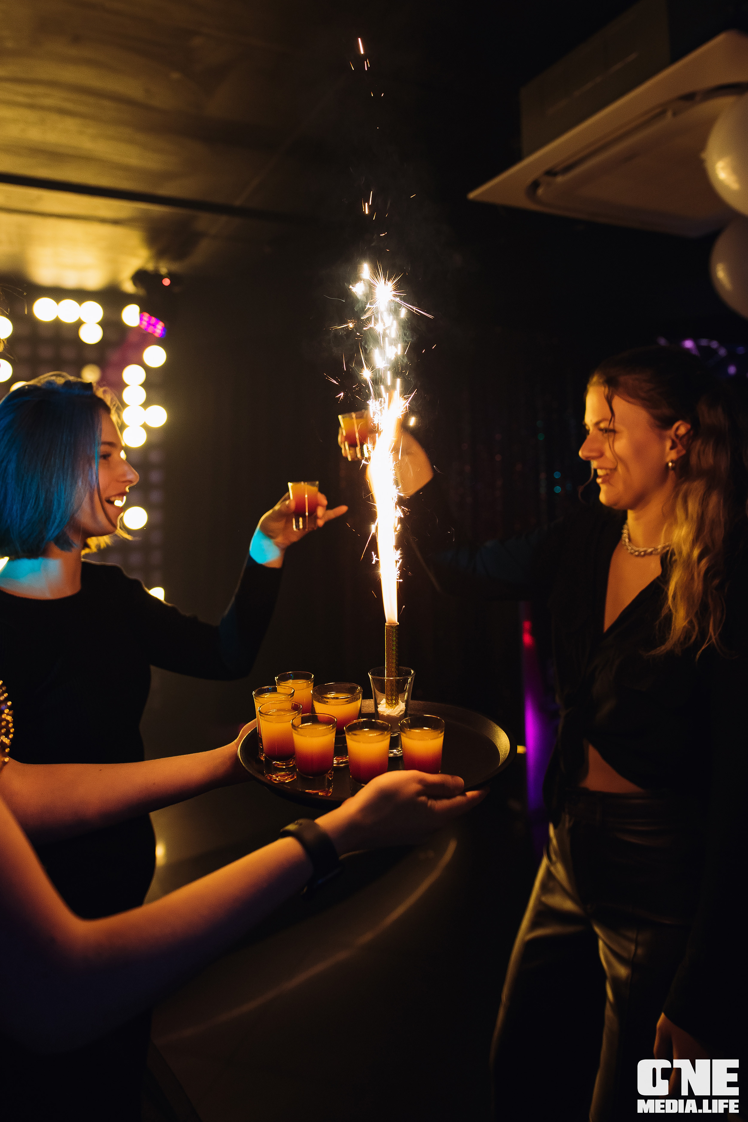 Фоторепортаж из караоке-клуба Эйфория. One Media Life: фоторепортажи, фотоотчеты с мероприятий и заведений