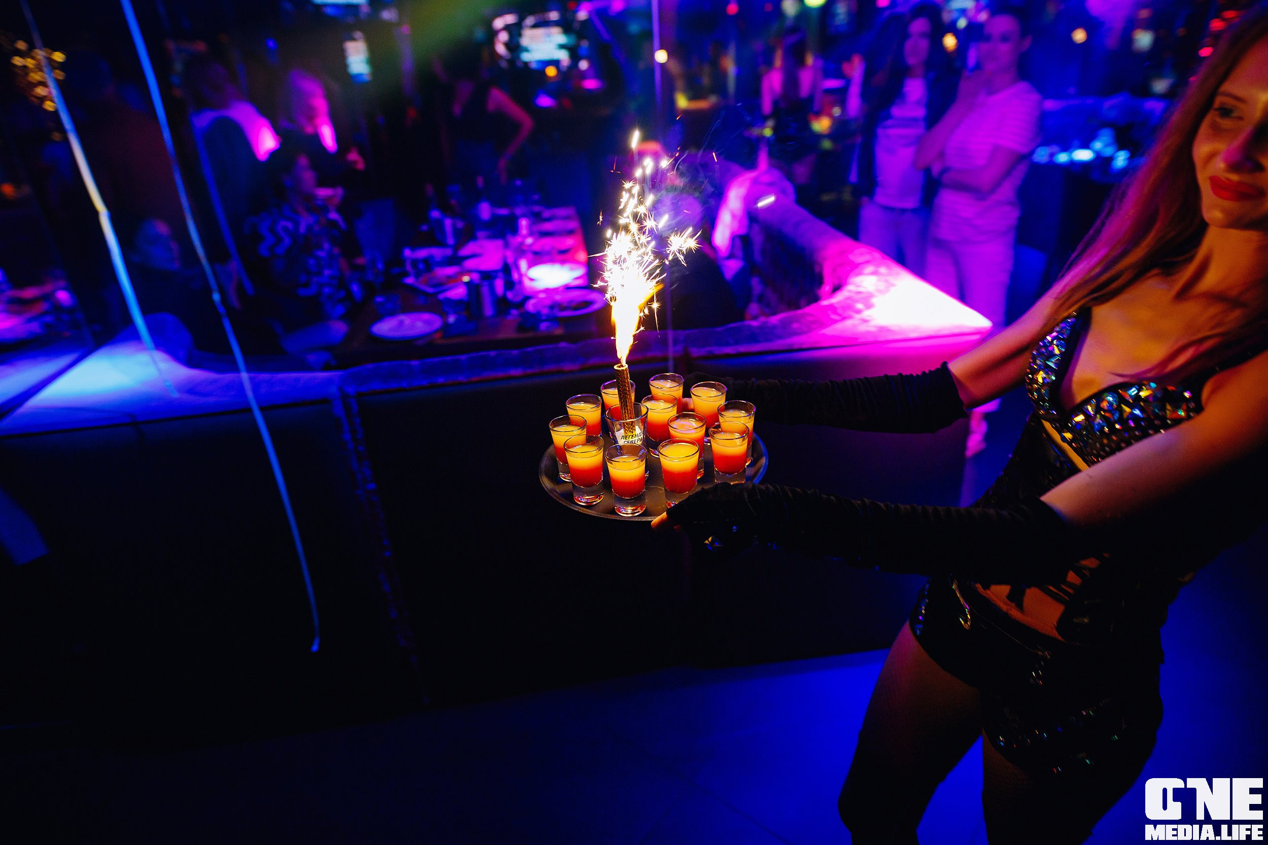 Фоторепортаж из караоке-клуба Эйфория. One Media Life: фоторепортажи, фотоотчеты с мероприятий и заведений