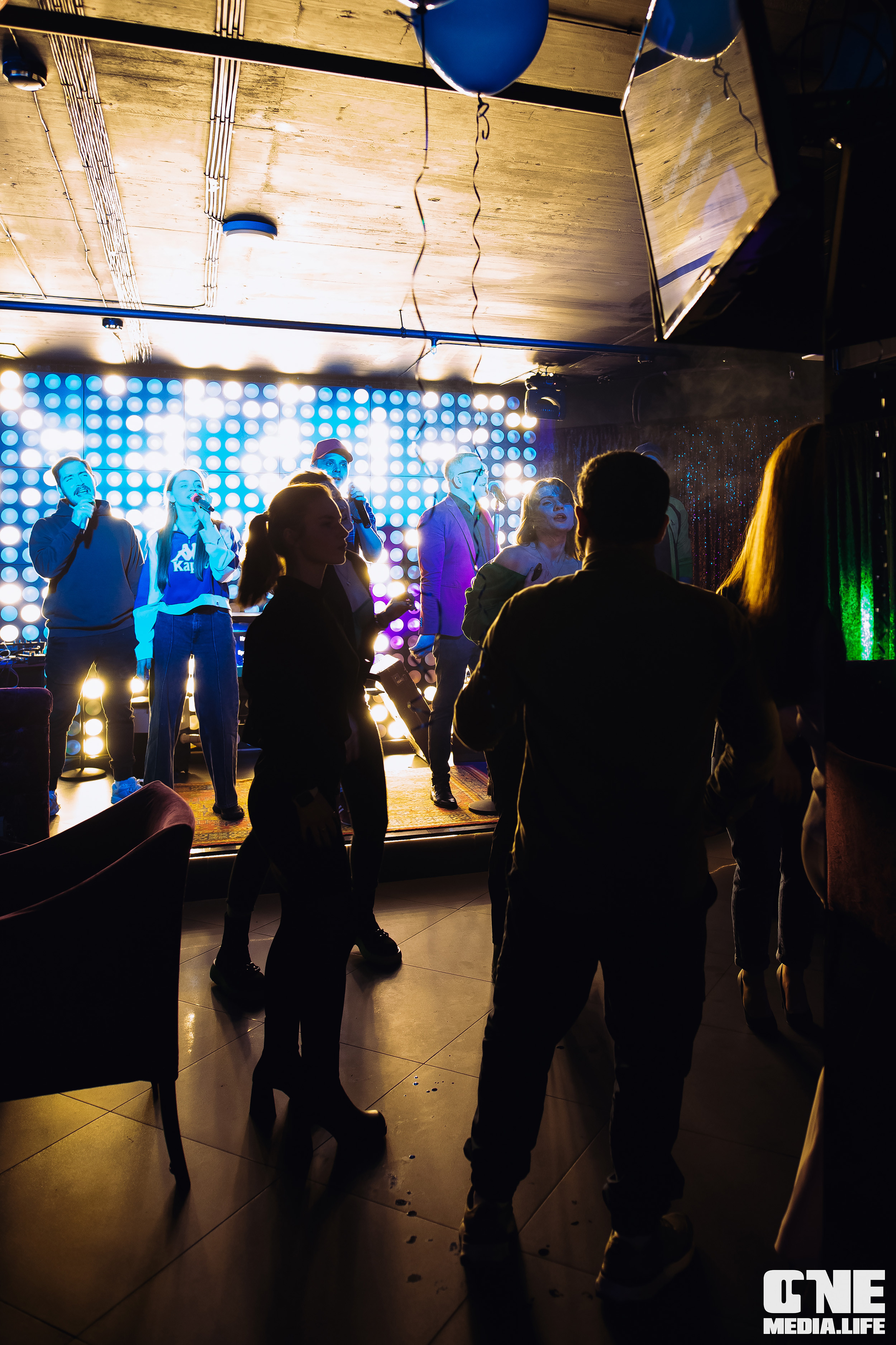 Фоторепортаж из караоке-клуба Эйфория. One Media Life: фоторепортажи, фотоотчеты с мероприятий и заведений