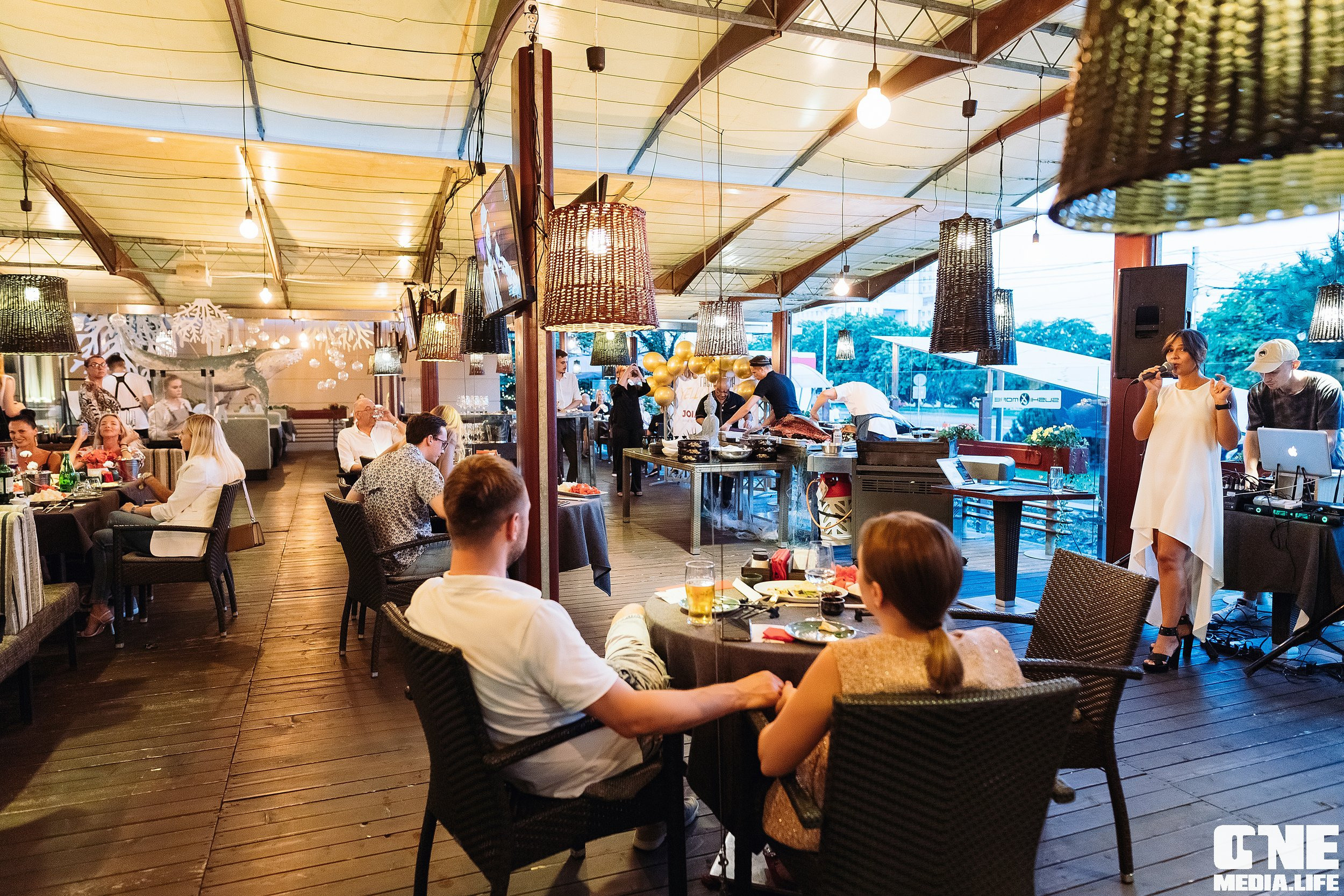 Фоторепортаж из ресторана Sushi & More. One Media Life: фоторепортажи, фотоотчеты с мероприятий и заведений