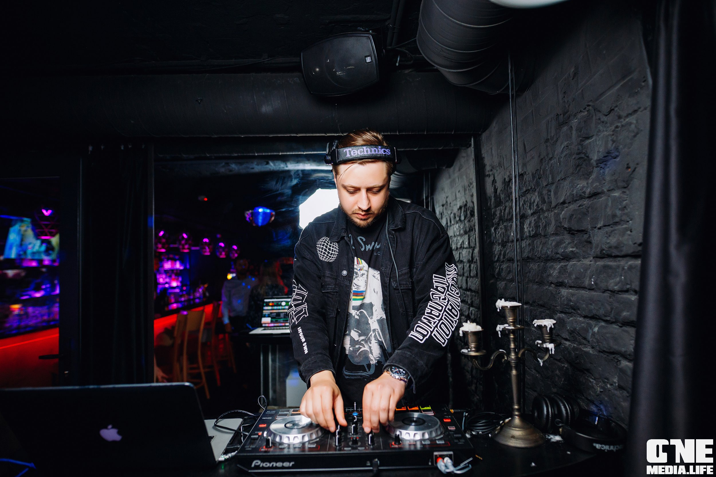 Фоторепортаж из ночного клуба Secret. One Media Life: фоторепортажи, фотоотчеты с мероприятий и заведений