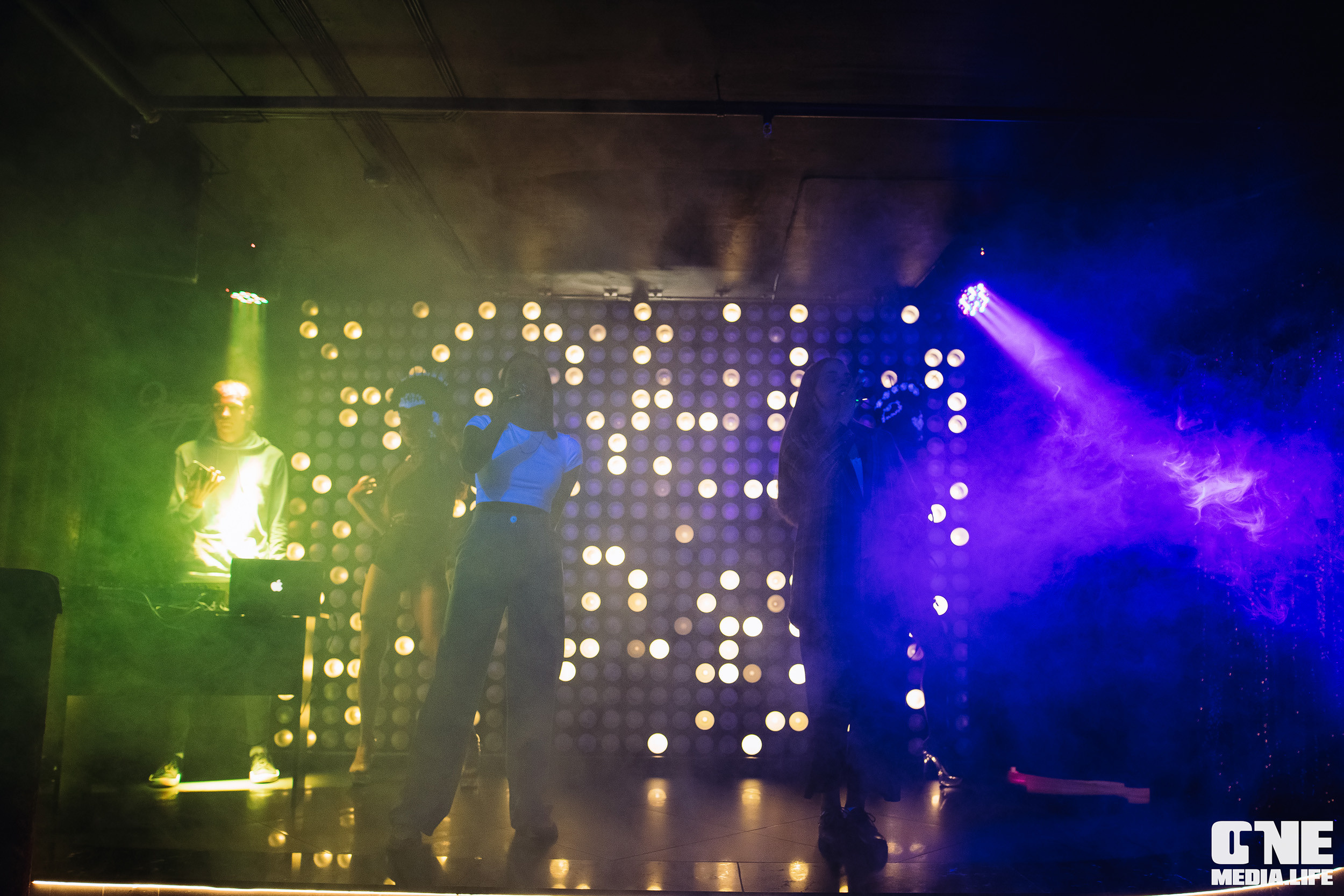 Фоторепортаж из караоке-клуба Эйфория. One Media Life: фоторепортажи, фотоотчеты с мероприятий и заведений