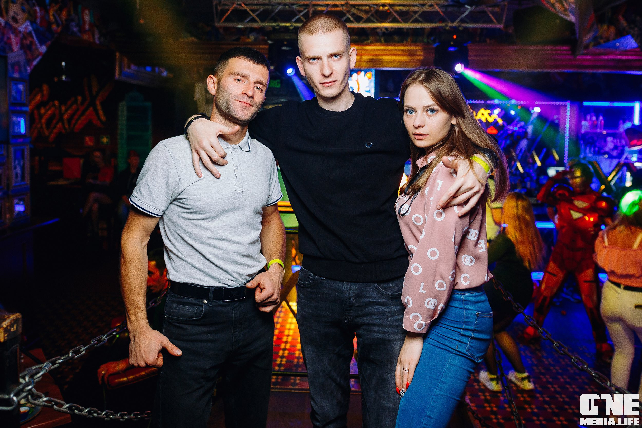Фоторепортаж из Экстрим бара XxxX. One Media Life: фоторепортажи, фотоотчеты с мероприятий и заведений