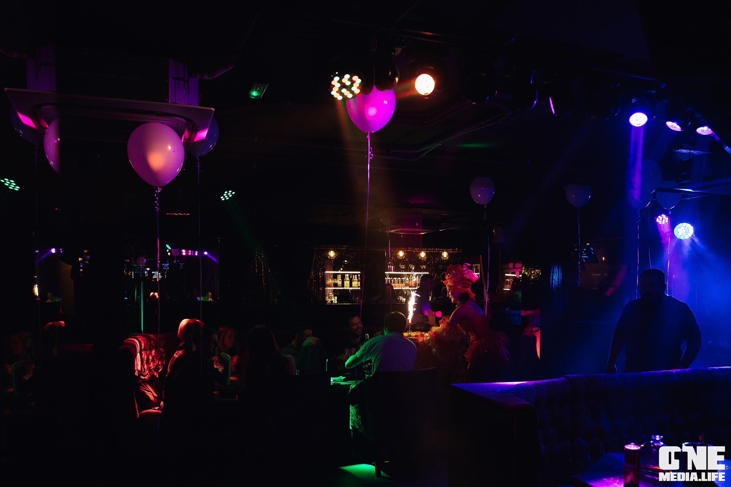 Фоторепортаж из караоке-клуба Эйфория. One Media Life: фоторепортажи, фотоотчеты с мероприятий и заведений