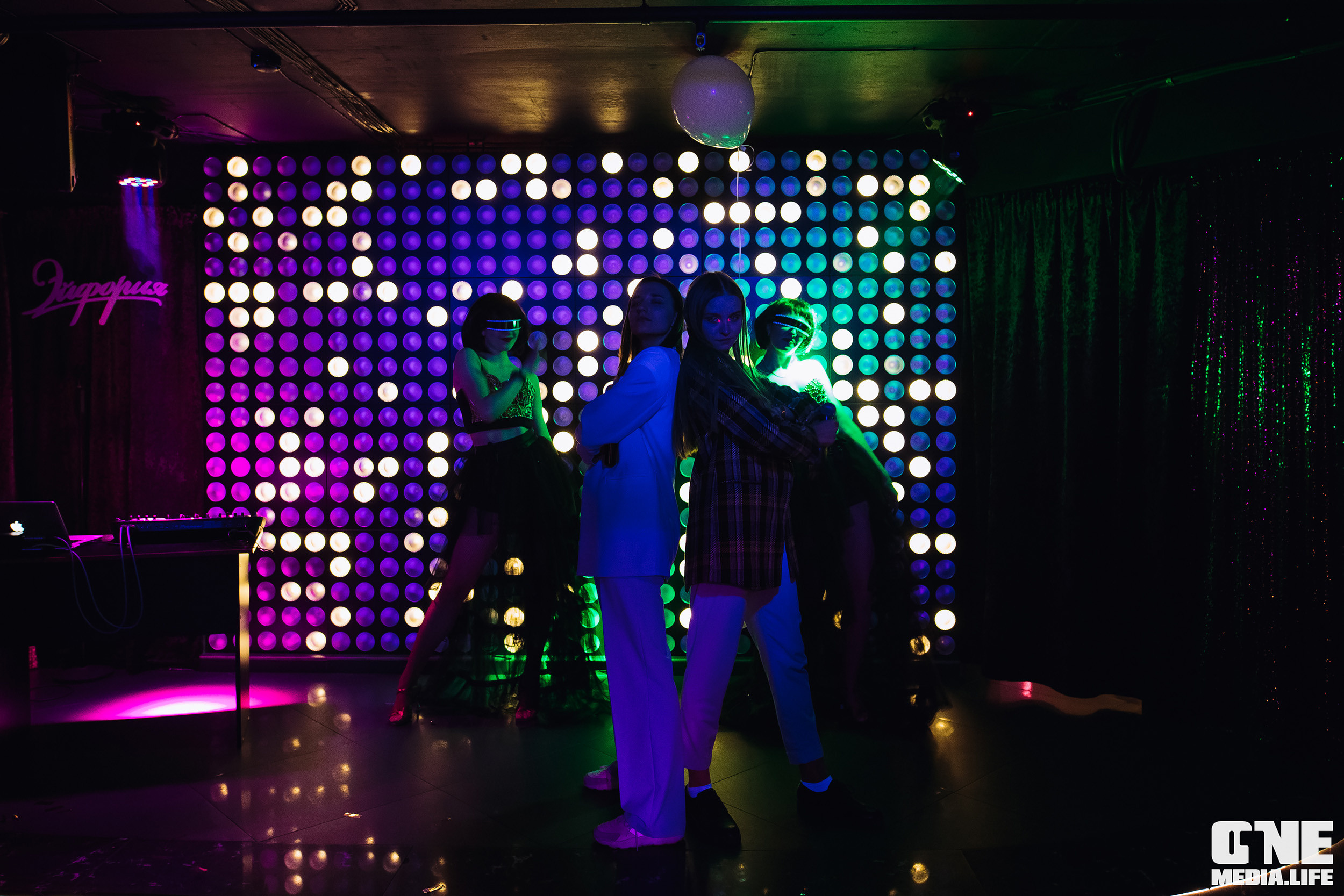 Фоторепортаж из караоке-клуба Эйфория. One Media Life: фоторепортажи, фотоотчеты с мероприятий и заведений