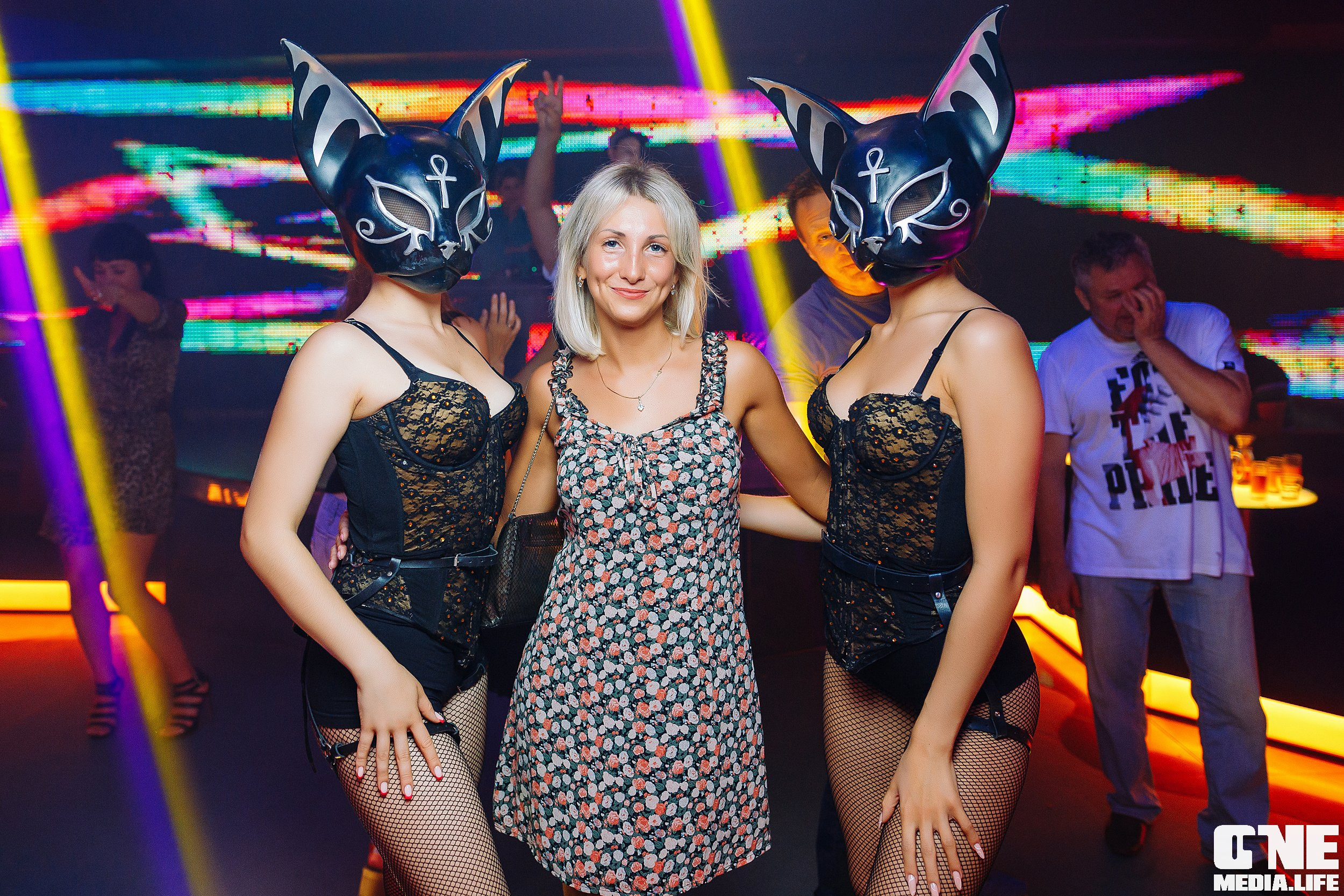 Фоторепортаж из ночного клуба Планета. One Media Life: фоторепортажи, фотоотчеты с мероприятий и заведений