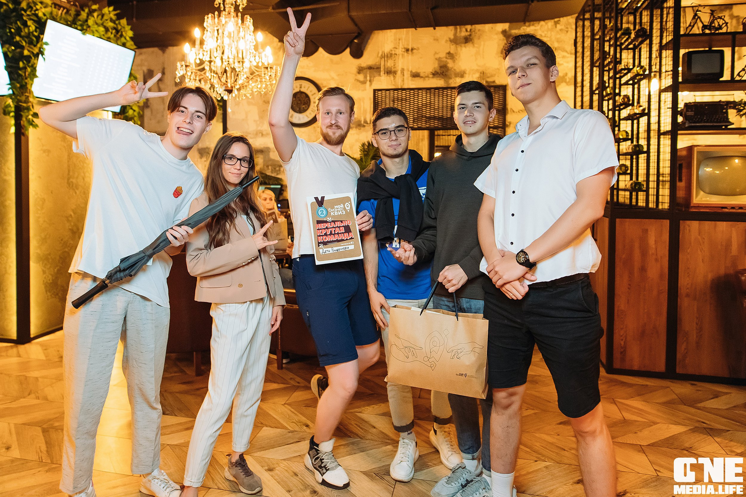 Фоторепортаж с квиз игры от Мой бизнес. One Media Life: фоторепортажи, фотоотчеты с мероприятий и заведений
