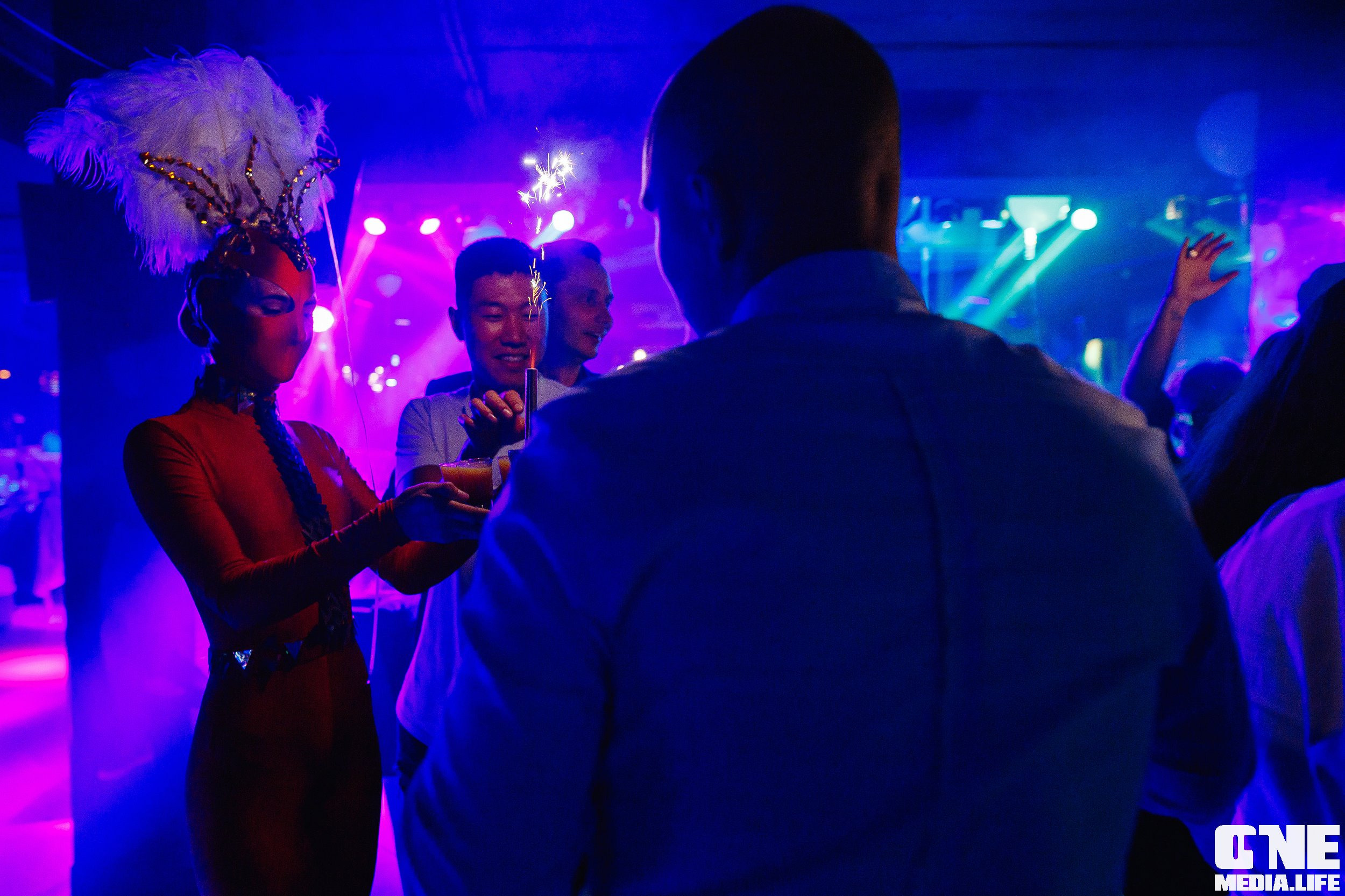 Фоторепортаж из караоке-клуба Эйфория. One Media Life: фоторепортажи, фотоотчеты с мероприятий и заведений