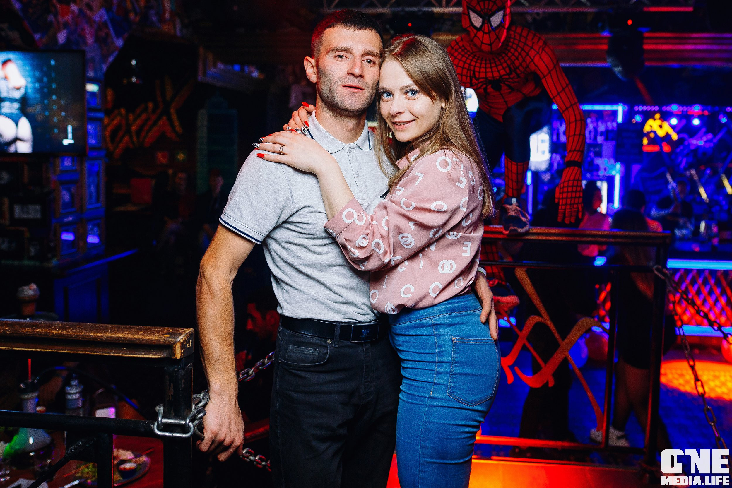 Фоторепортаж из Экстрим бара XxxX. One Media Life: фоторепортажи, фотоотчеты с мероприятий и заведений