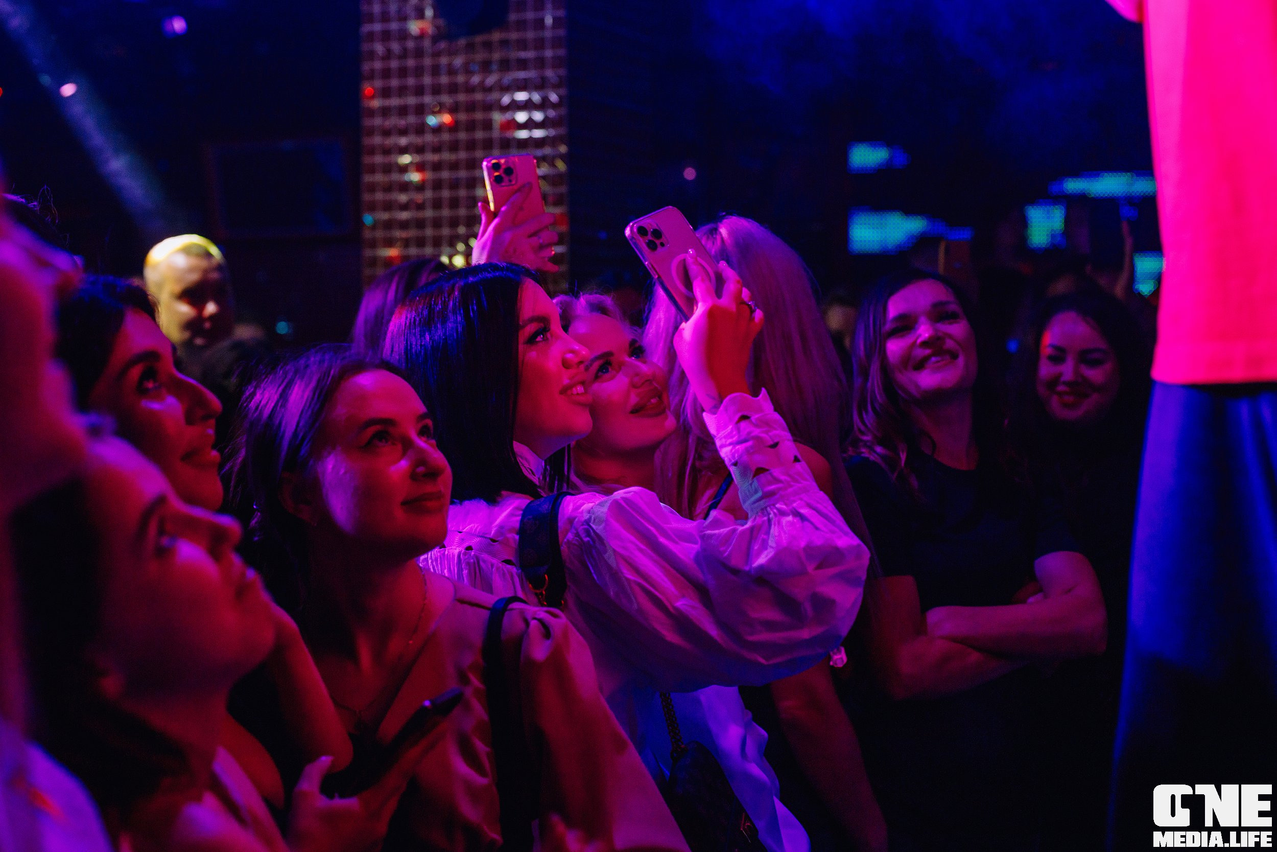 Фоторепортаж из ночного клуба Планета. One Media Life: фоторепортажи, фотоотчеты с мероприятий и заведений