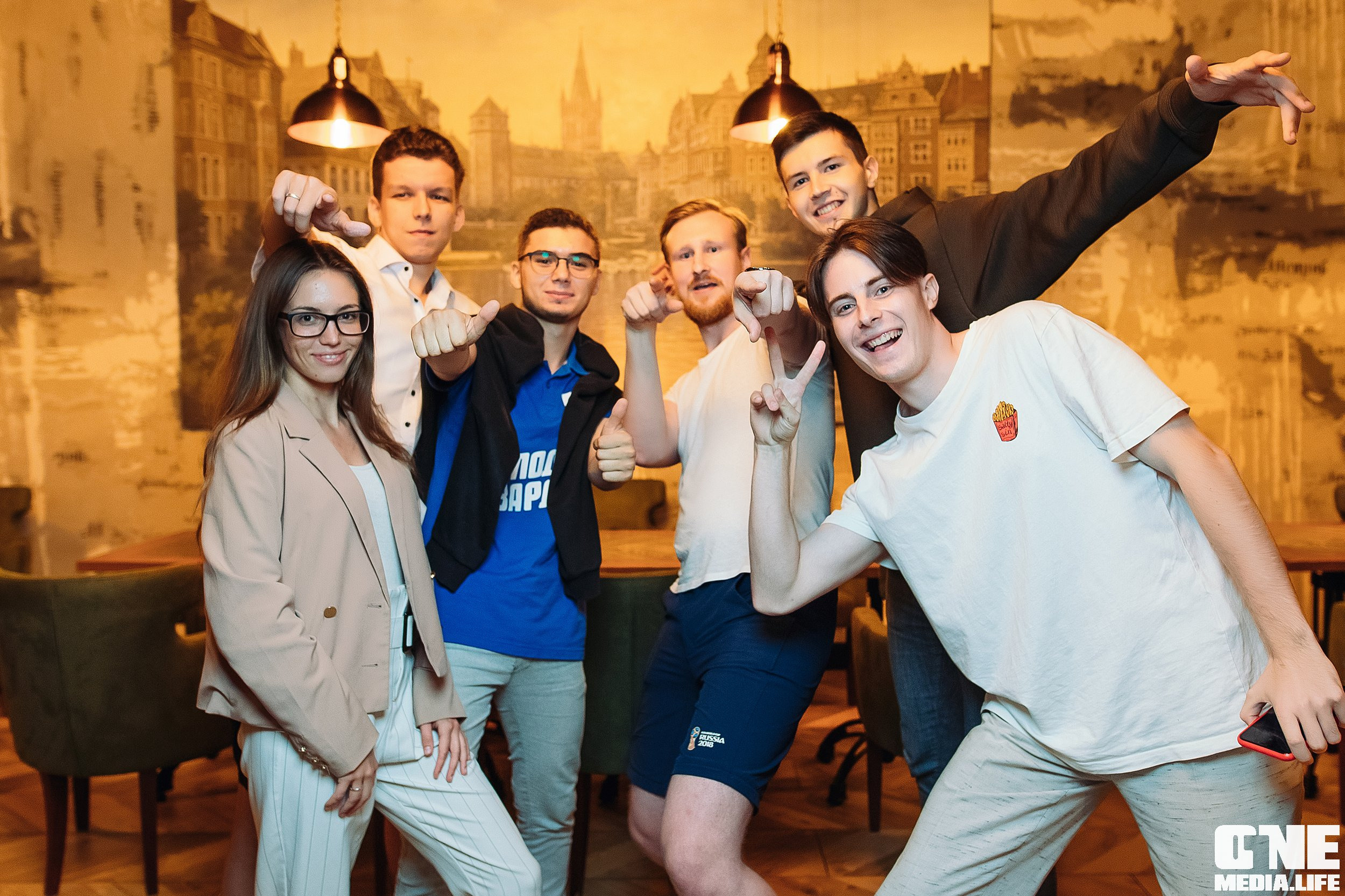 Фоторепортаж с квиз игры от Мой бизнес. One Media Life: фоторепортажи, фотоотчеты с мероприятий и заведений