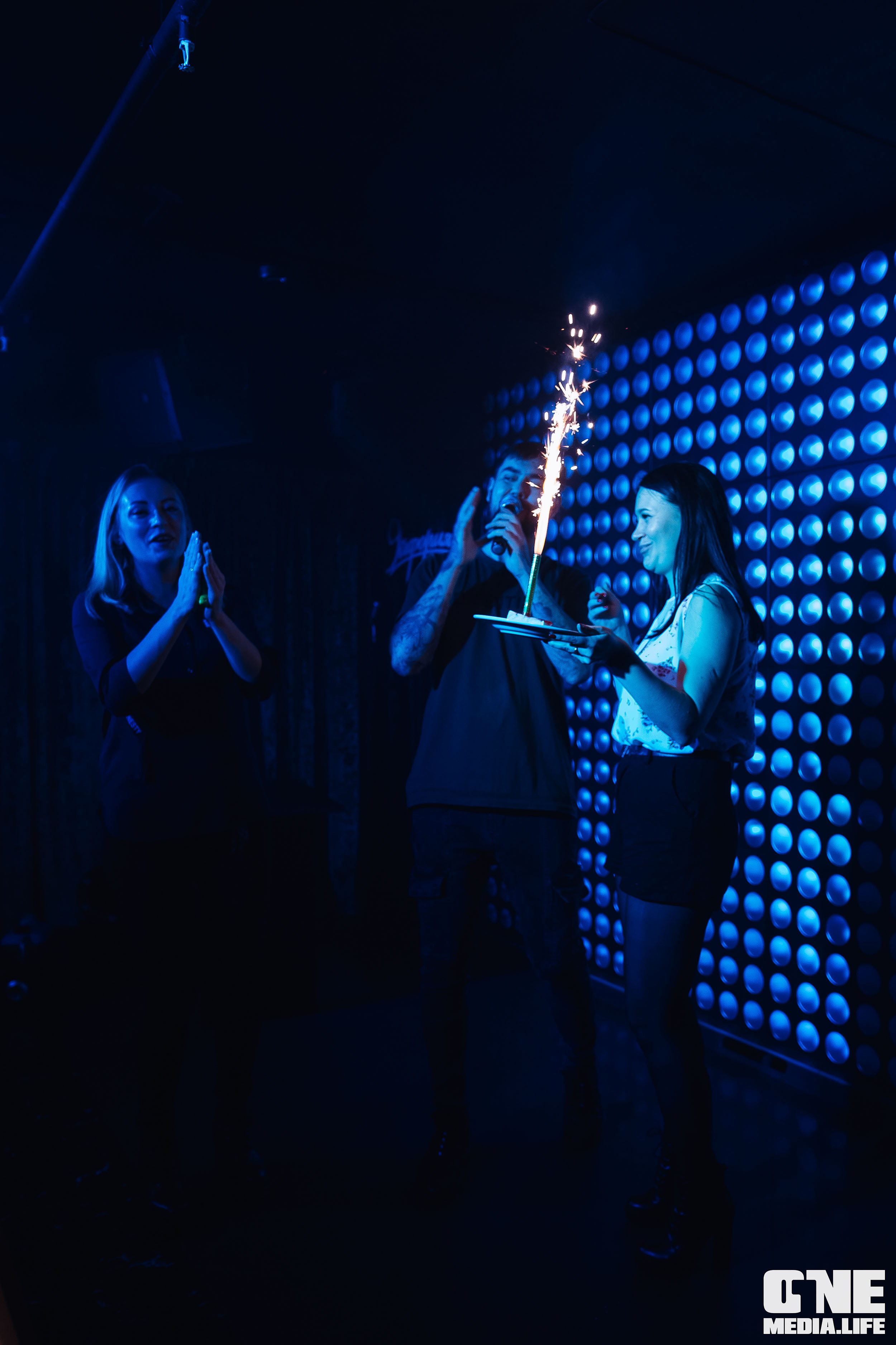 Фоторепортаж из караоке-клуба Эйфория. One Media Life: фоторепортажи, фотоотчеты с мероприятий и заведений