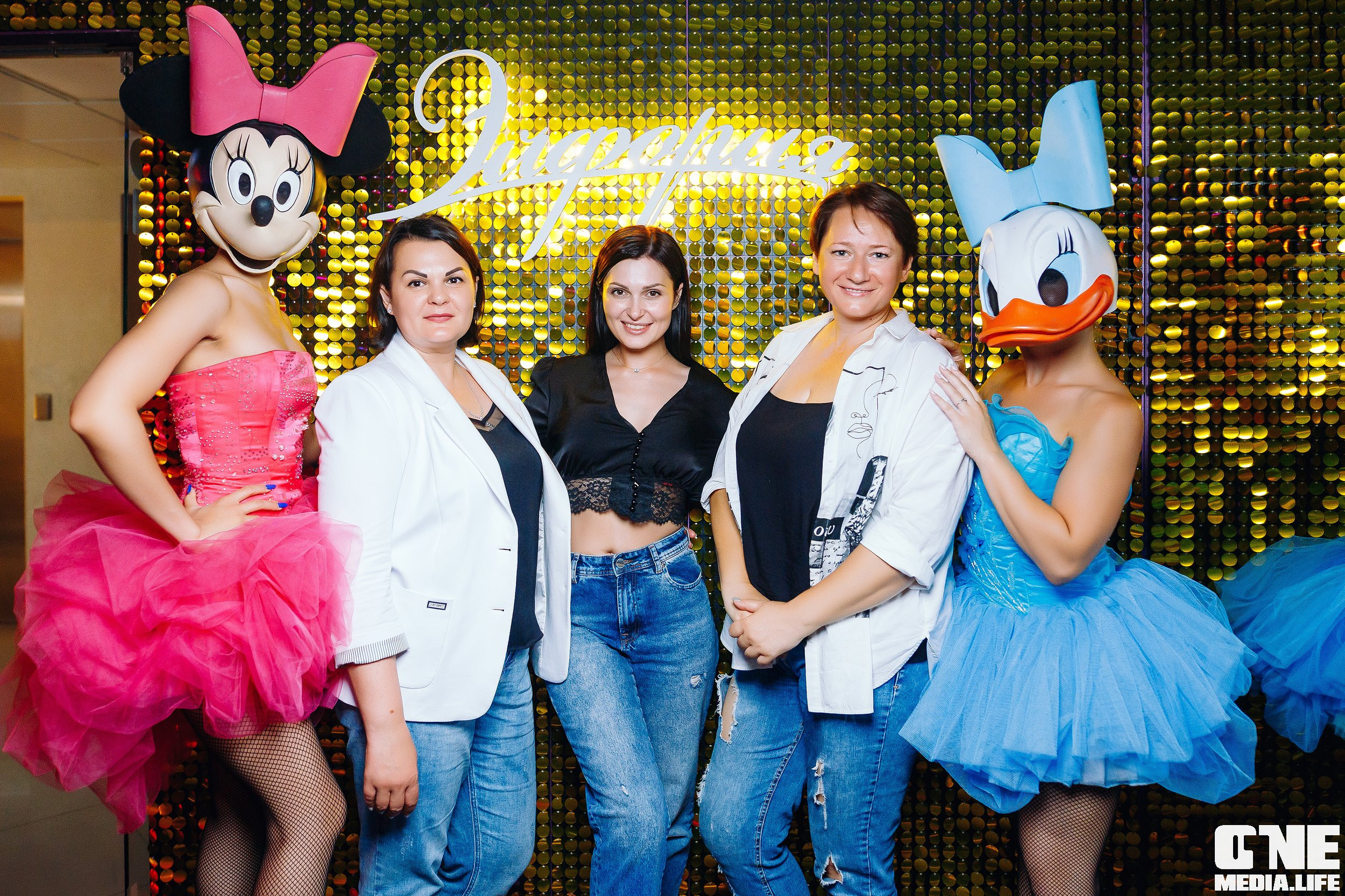 Фоторепортаж из караоке-клуба Эйфория. One Media Life: фоторепортажи, фотоотчеты с мероприятий и заведений