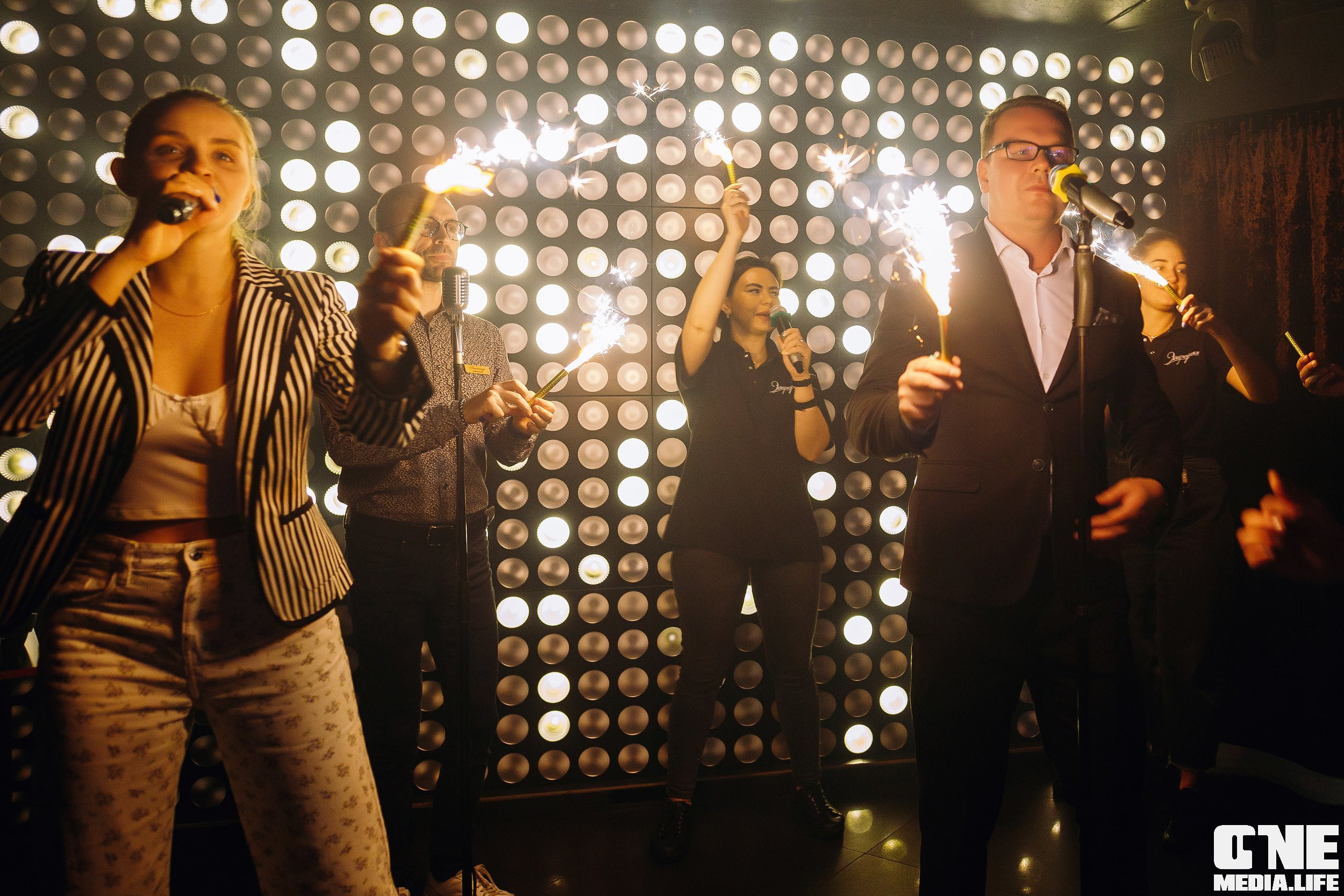 Фоторепортаж из караоке-клуба Эйфория. One Media Life: фоторепортажи, фотоотчеты с мероприятий и заведений