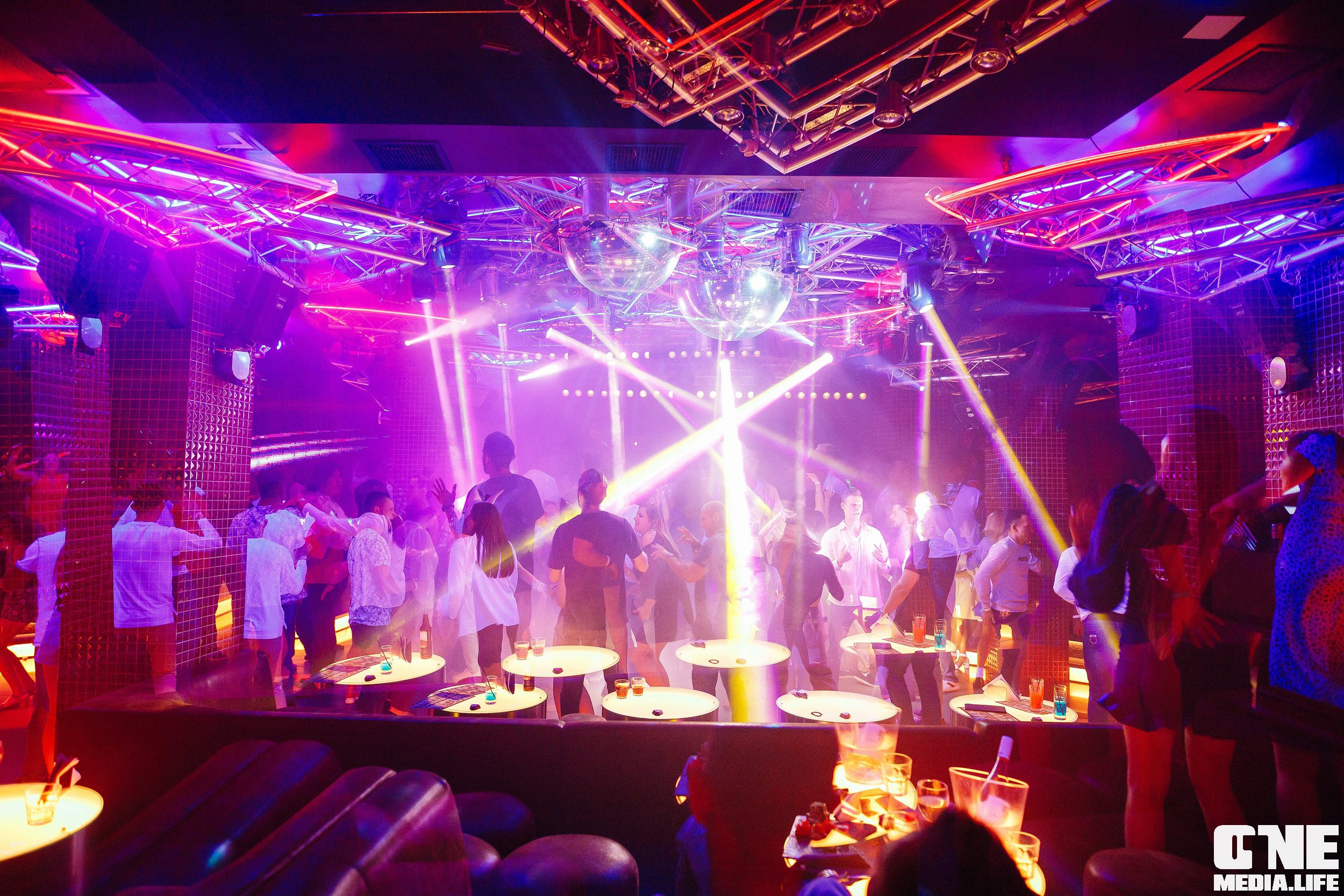Фоторепортаж из ночного клуба Планета. One Media Life: фоторепортажи, фотоотчеты с мероприятий и заведений