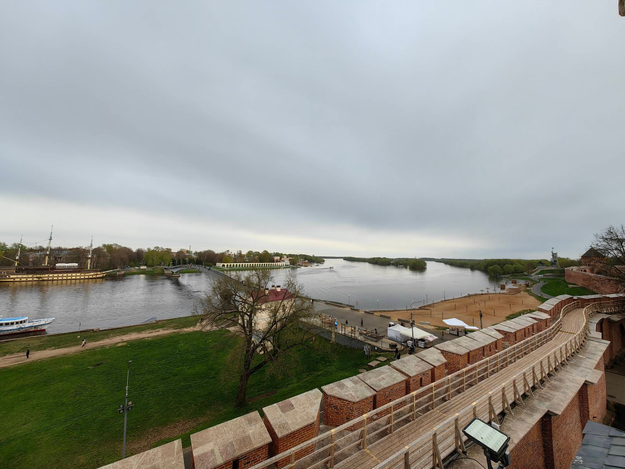 Вид на Волхов