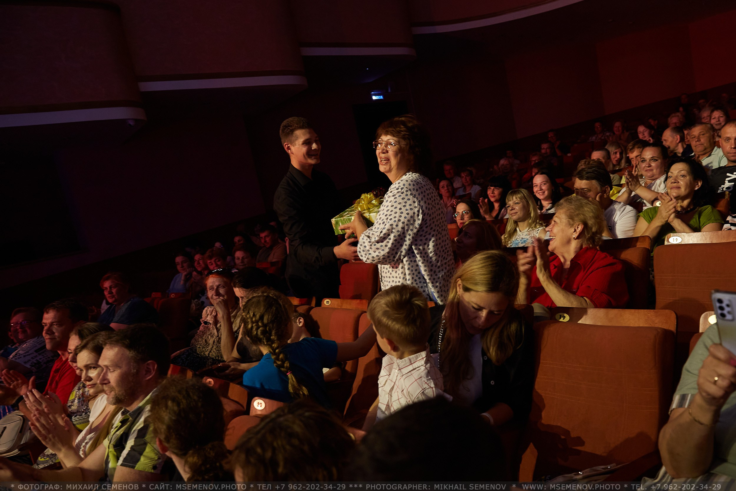 АНОНС фоторепортажа «Танцуй вопреки…» Танцевальный клуб «Априори». Фотограф, фотопроекты Михаила Семенова в Ярославле. Фотошкола