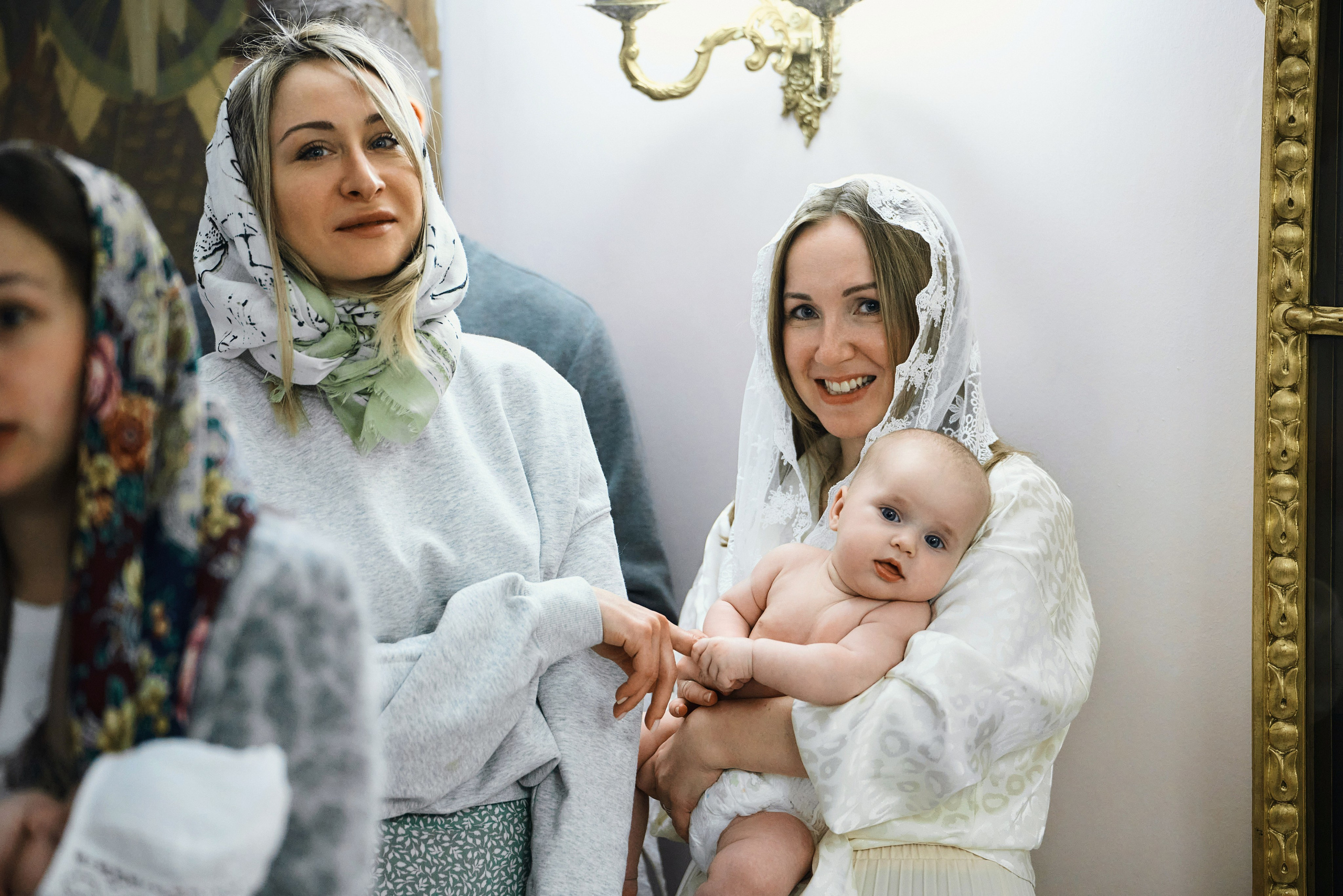 Крещение ребёнка в Церкви Илии Пророка и Воздвижения Честного Креста Господня в Черкизове