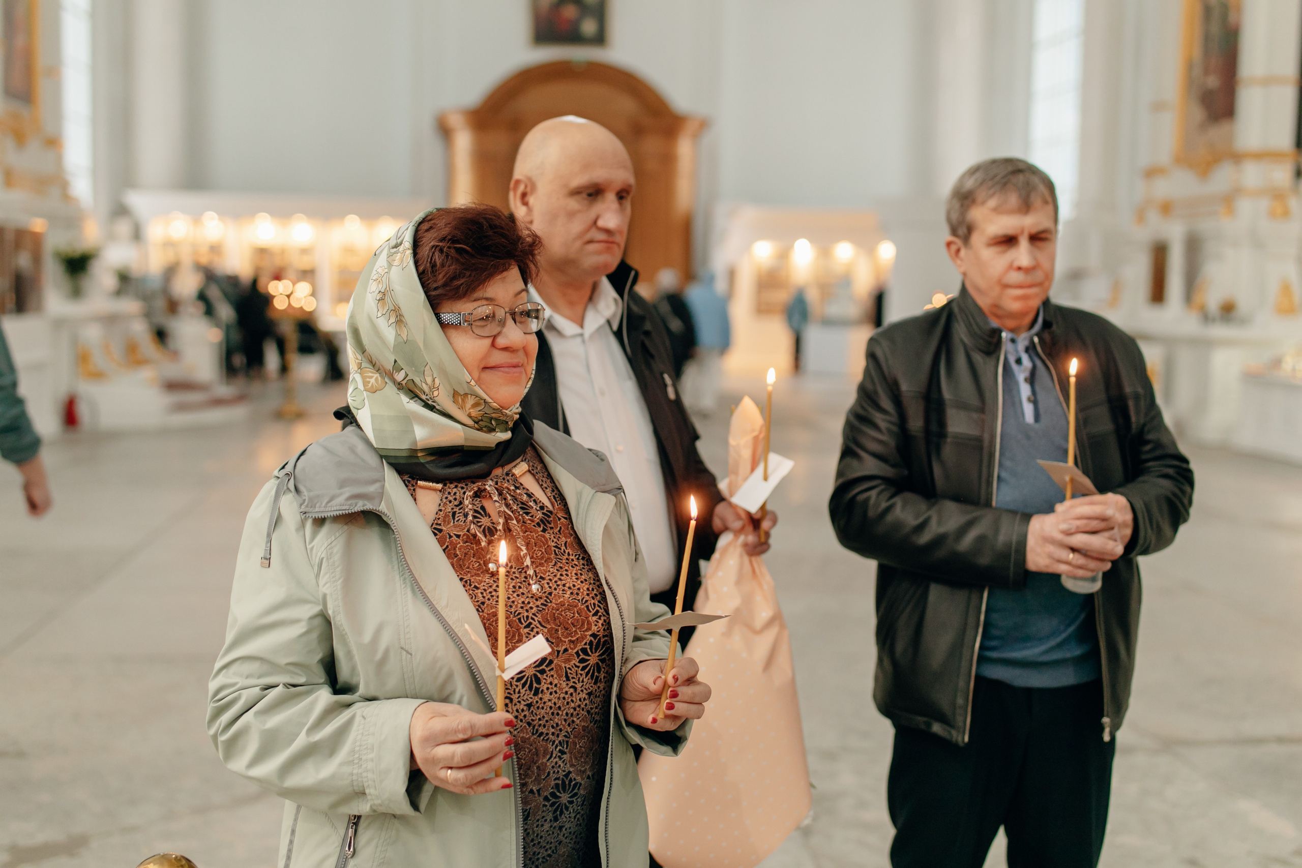 где провести Крещение ребенка в Смольном соборе СПб, лучший храм для Крещение ребенка в Смольном соборе СПб, где креститься питер, лучший собор, церковь для крещения, сколько стоит крещение спб, фотограф на крещение, намоленный храм