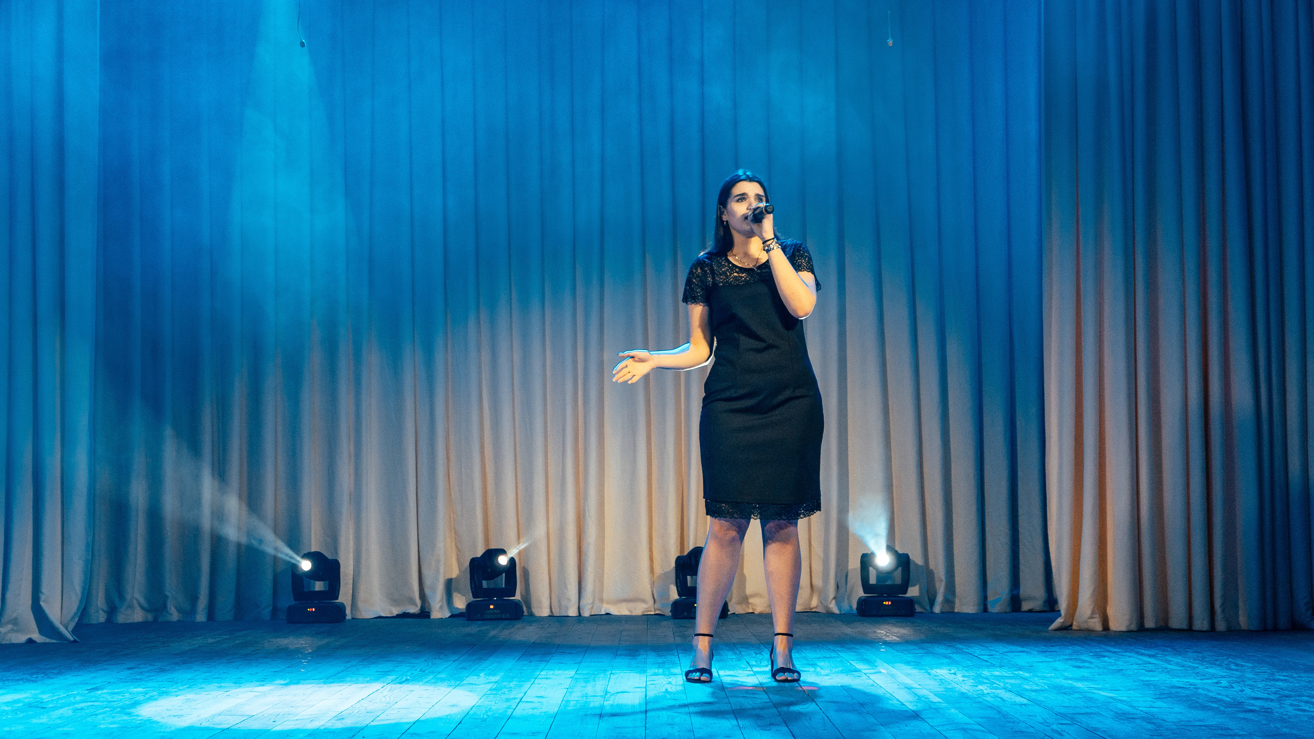 «Весь мир начинается с женщины». Новотитаровский Дом культуры