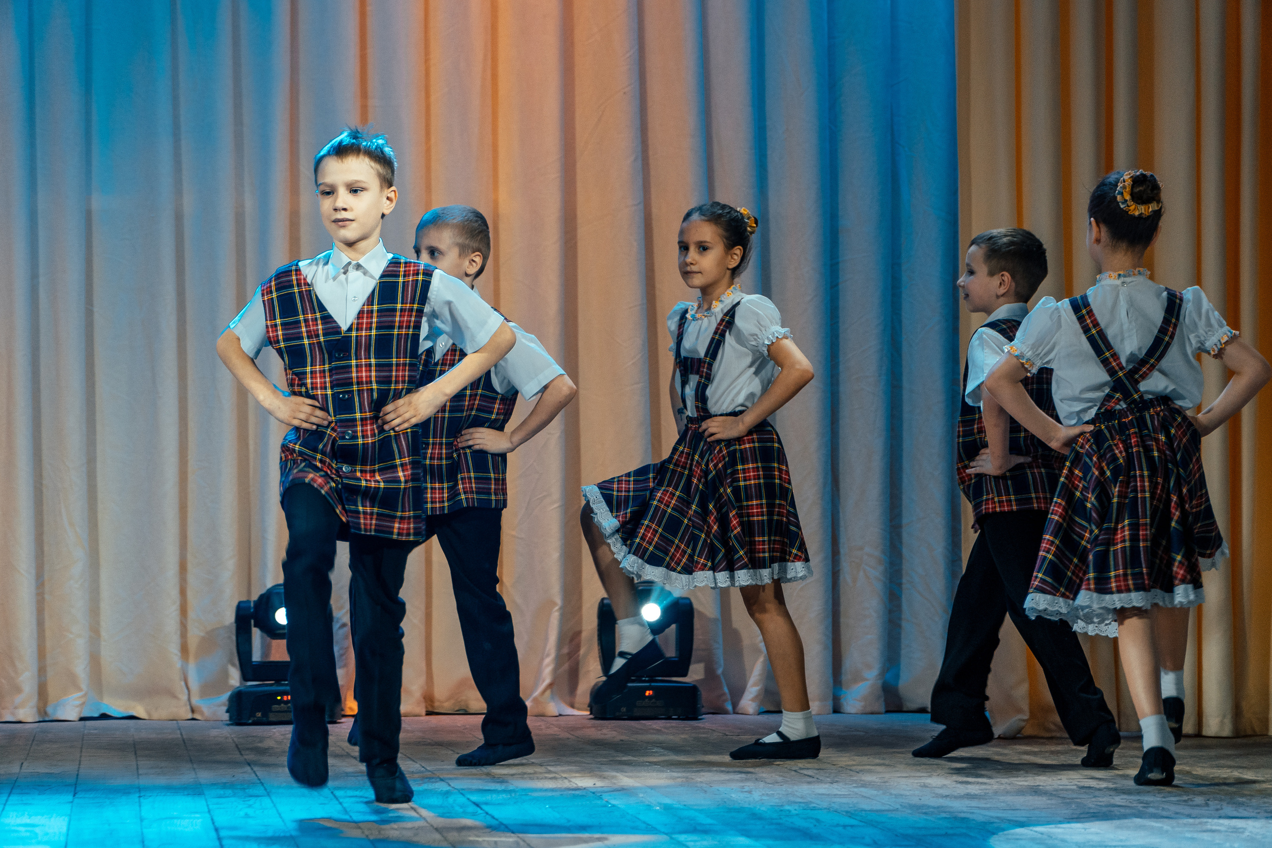 «Весь мир начинается с женщины». Новотитаровский Дом культуры