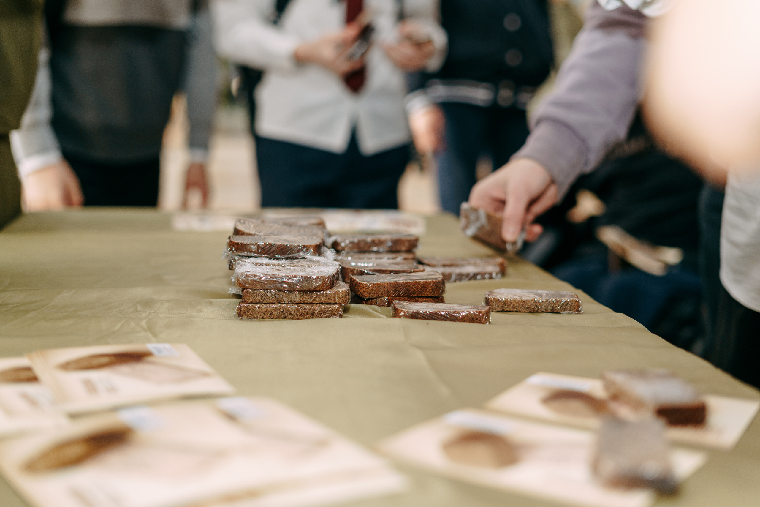 Акция «Блокадный хлеб». Новотитаровский Дом культуры