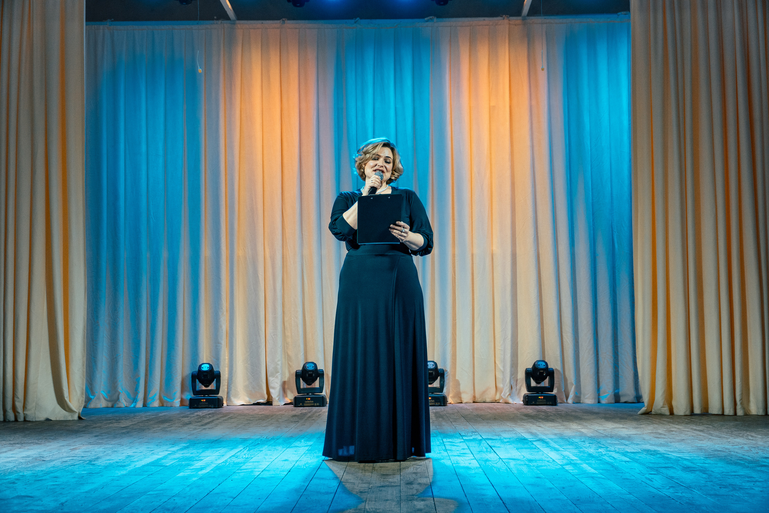 «Весь мир начинается с женщины». Новотитаровский Дом культуры