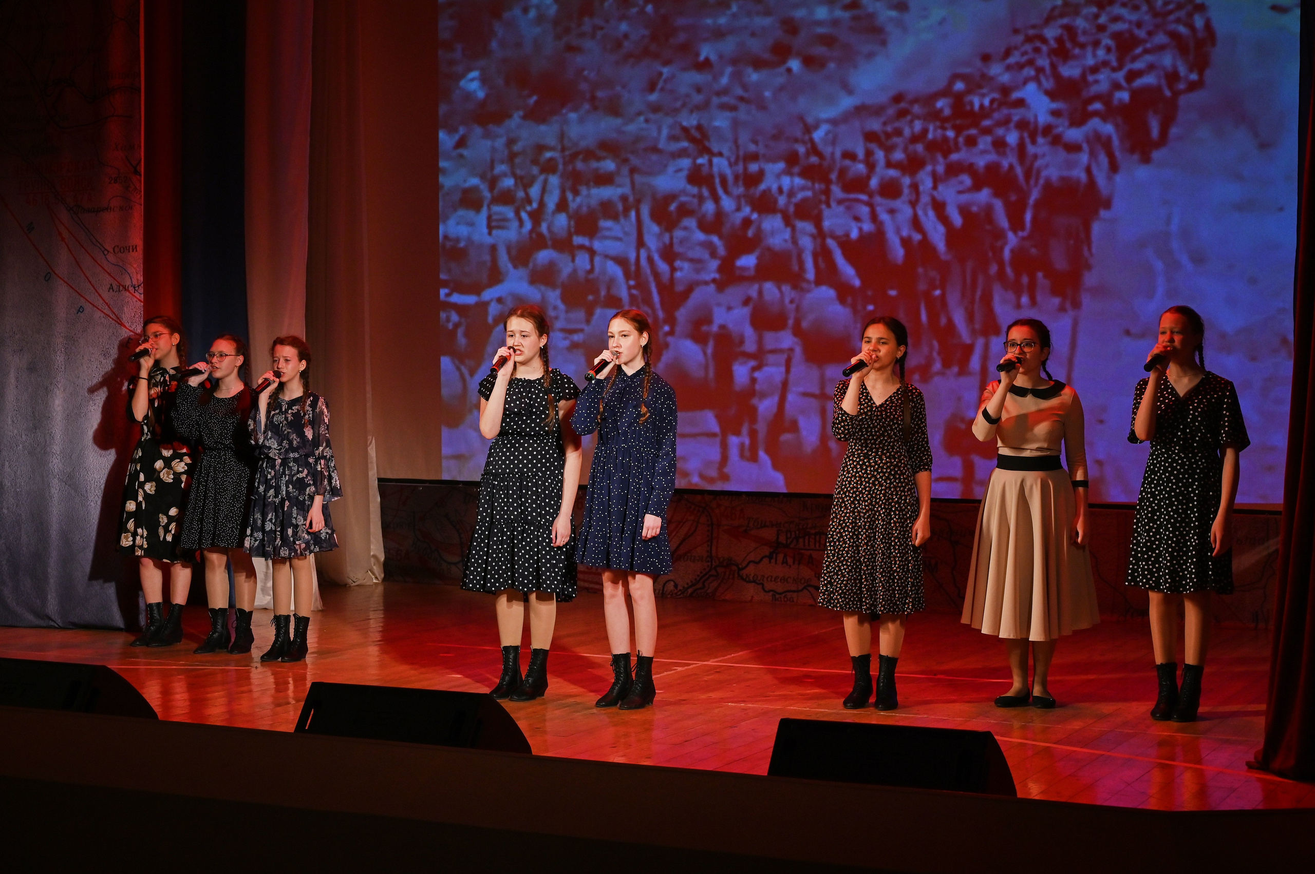 9 мая в ДК КАбардинки. Жизнь курорта Кабардинка в фотографиях