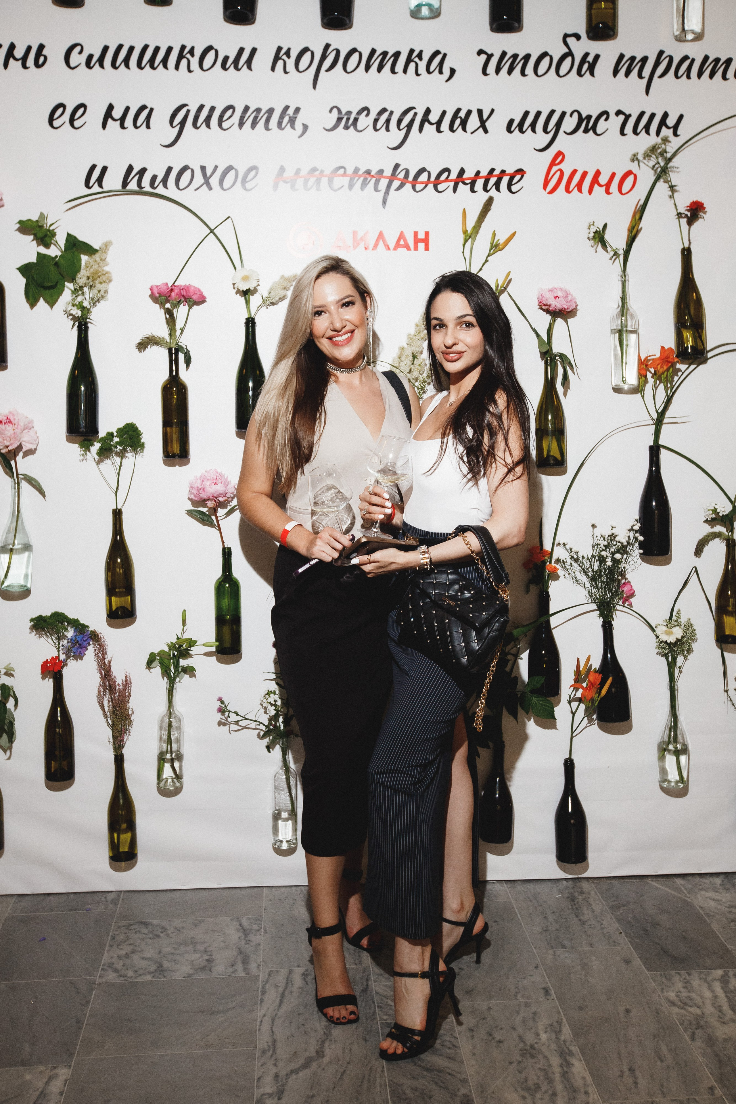 ФЕСТИВАЛЬ РОССИЙСКОГО ВИНА. СВОИ. ФОТООТЧЕТЫ-СОБЫТИЯ-МЕСТА