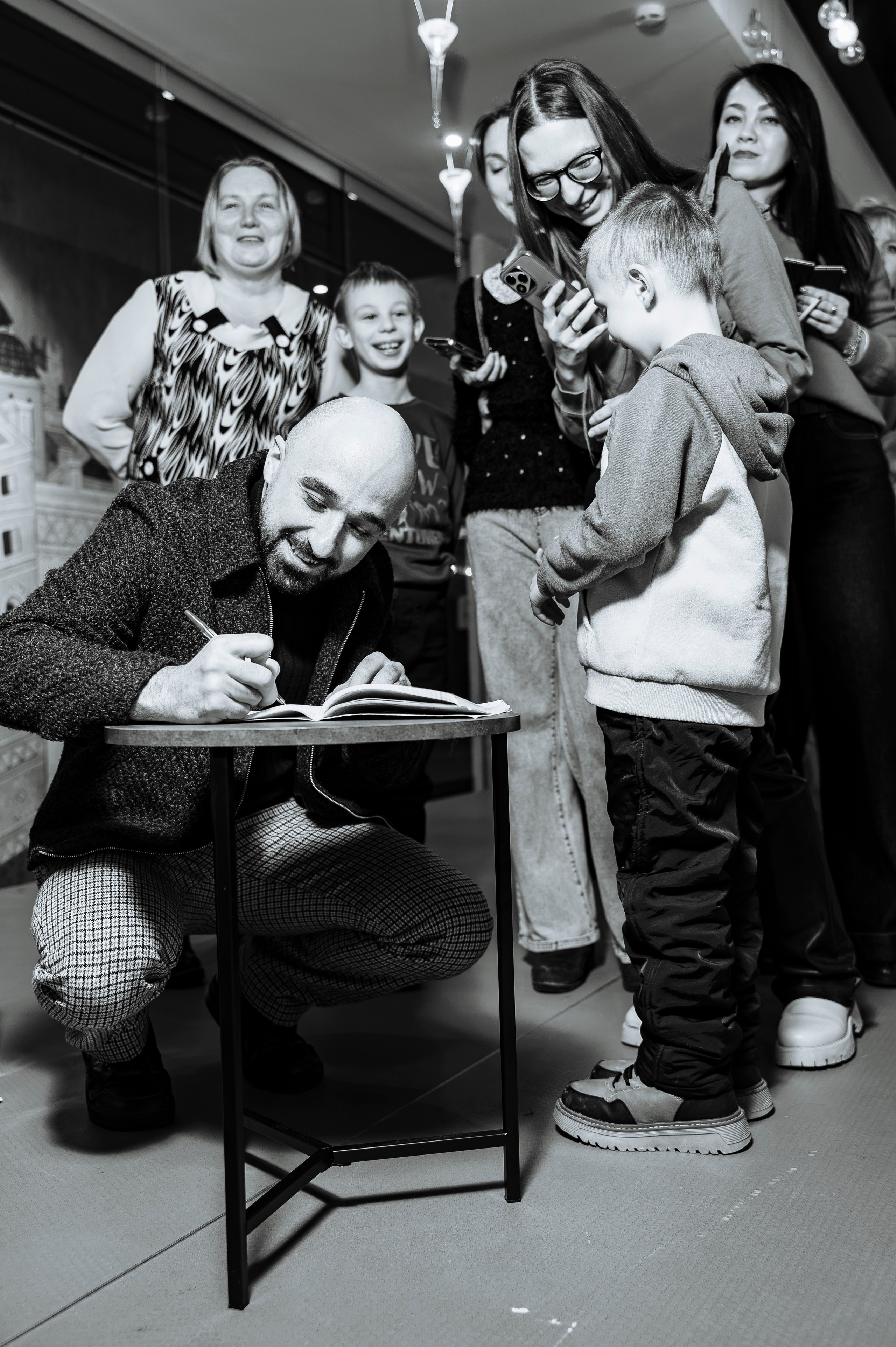 ФАН встреча участников проекта FACTOR.BY: Ибрагима Карасова и Шамхала Хачатуряна. Фотограф Беларусь — Ольга Шаповалова (Жардецкая)