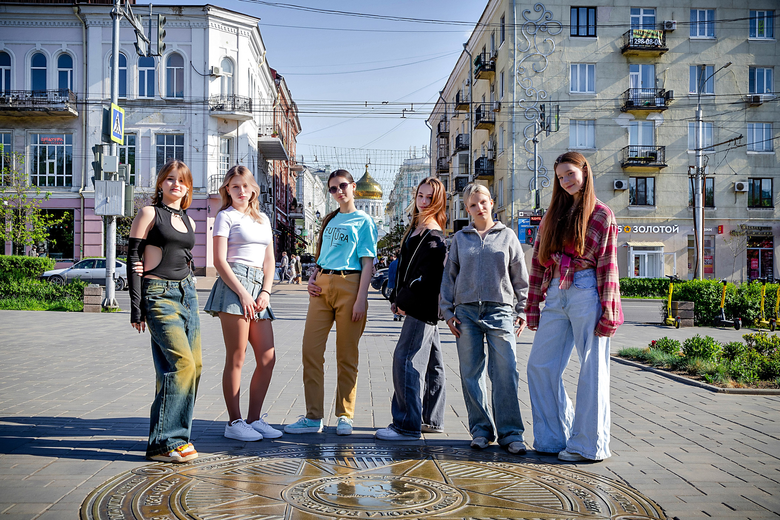 Выпускные (школьные) альбомы (книги) в Ростове-на-Дону. Современные Выпускные Альбомы в Ростове-на-Дону