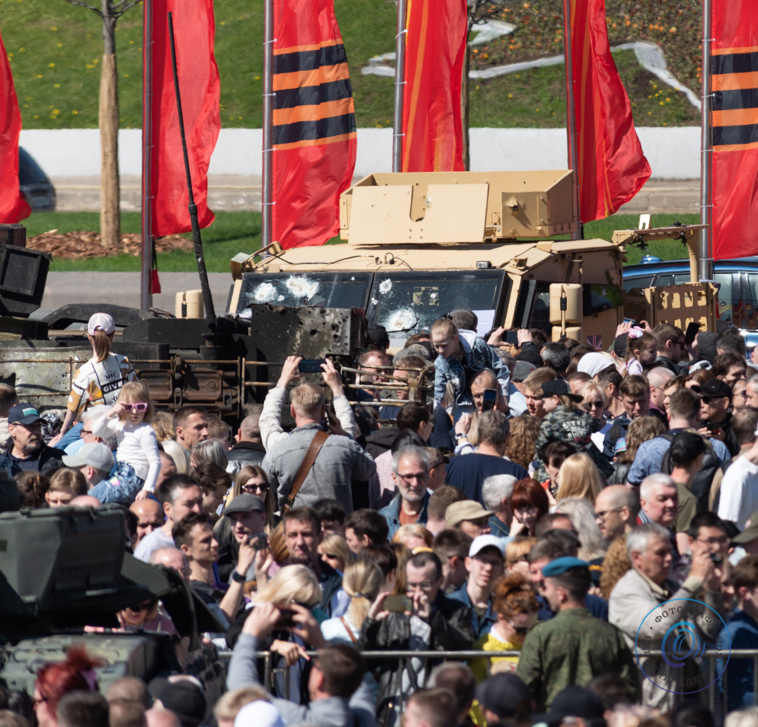Разбитая техника НАТО. Event-фотограф Евгений Хлебников