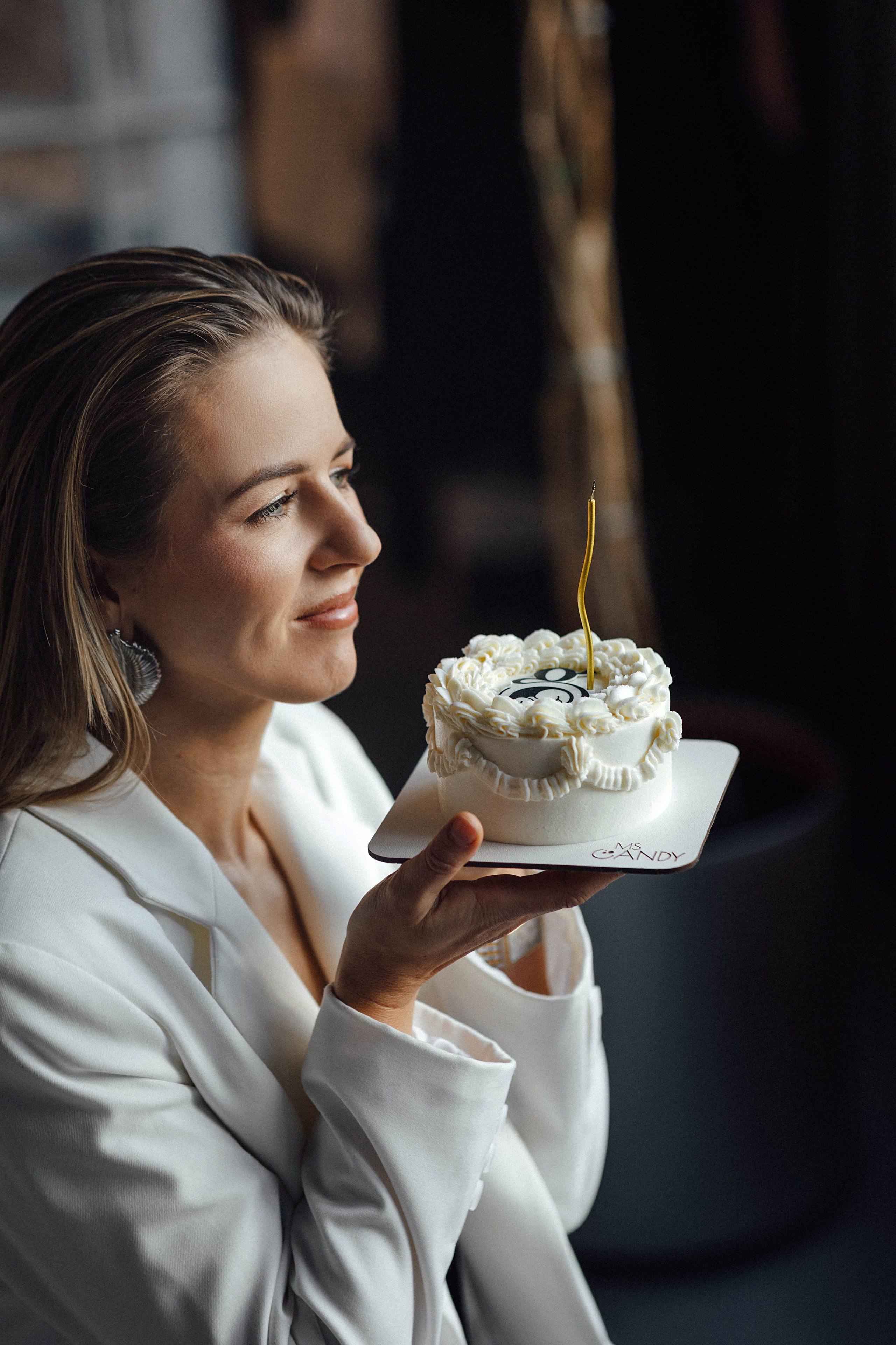 Александра, Lightstudio