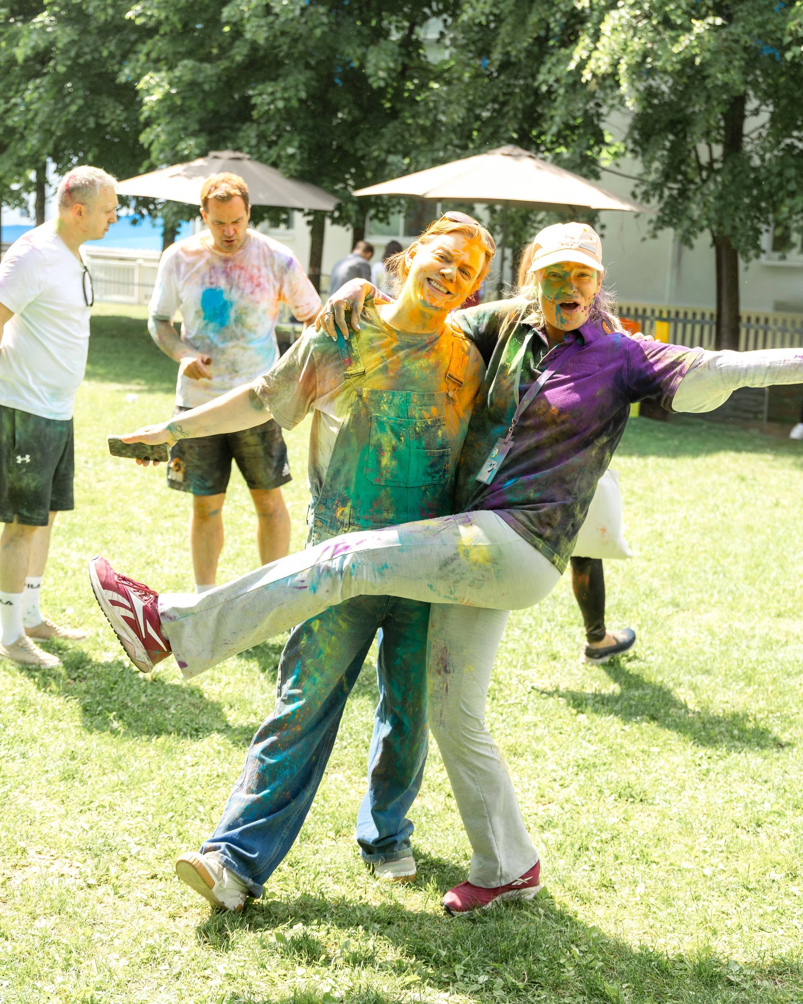 The International School of Moscow. Color Day. Выпускные альбомы для школы и детского сада — школьный фотограф Подольск, Троицк, Щербинка, Москва