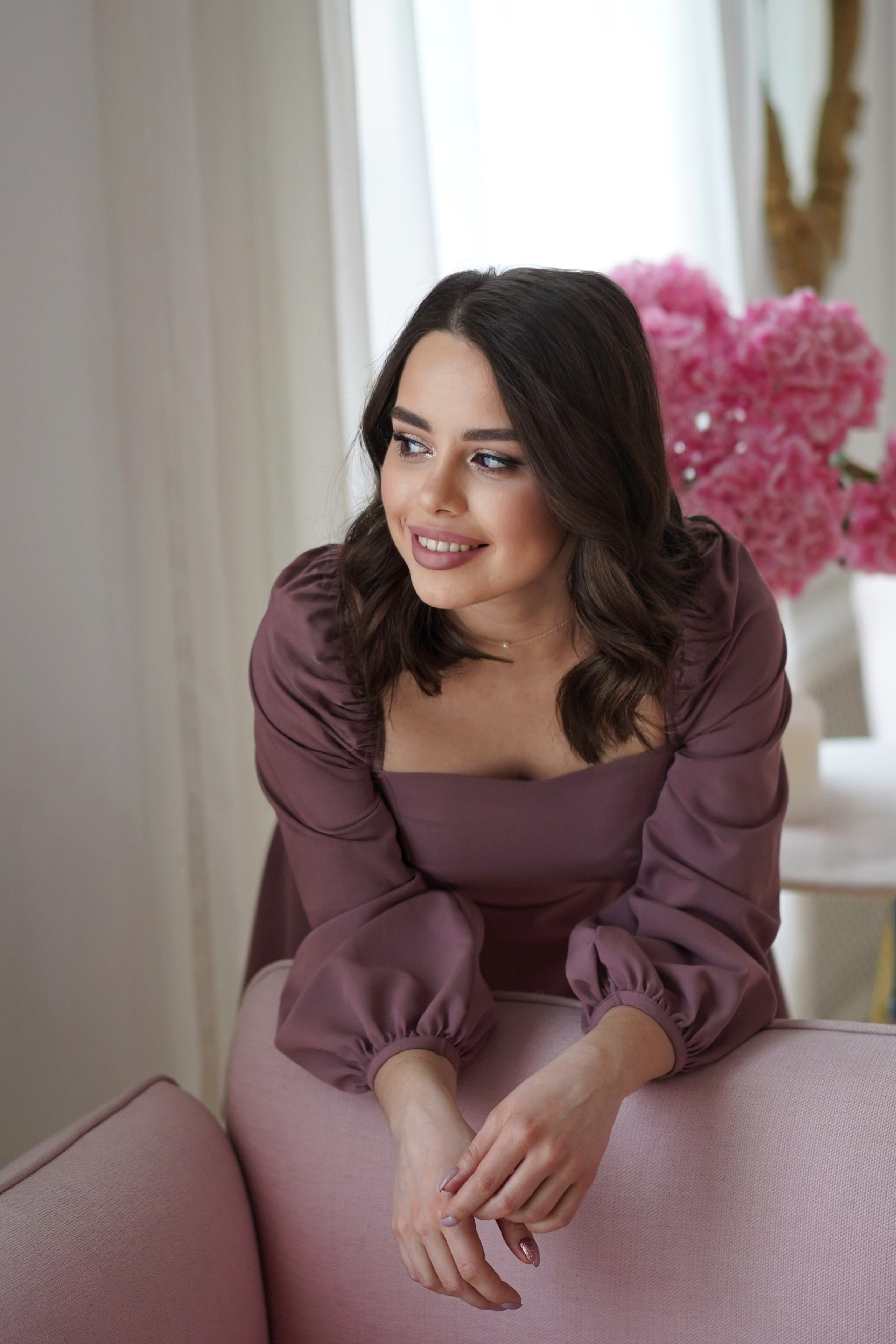 Стоимость студийной фотосессии. Бренд фотограф в Санкт-Петербурге Оля Черных