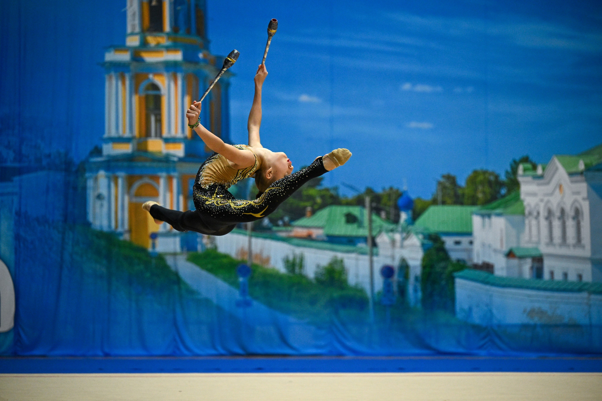 Всероссийские соревнования по художественной гимнастике «ОЛИМПИЙСКИЕ НАДЕЖДЫ на ПРИЗЫ ЧЕМПИОНКИ МИРА ЯНЫ ЛУКОНИНОЙ». ФОТОВИДЕОСПОРТ. Фото видео услуги на соревнованиях по художественной гимнастике. Видеотрансляция соревнований. Москва, ЦФО, ПФО