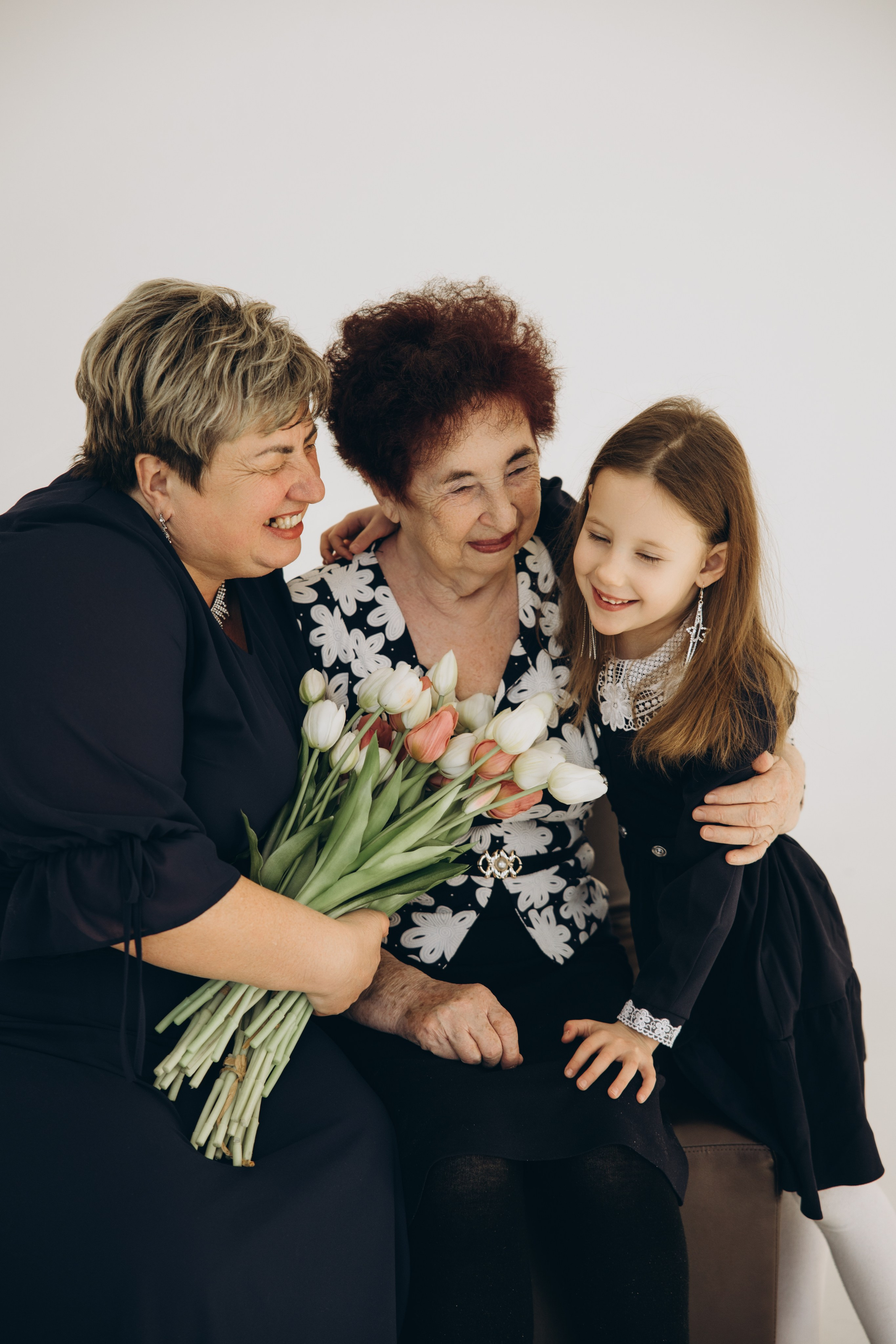 4 поколения. Свадебный, семейный фотограф в Иркутске Светлана Макаричева