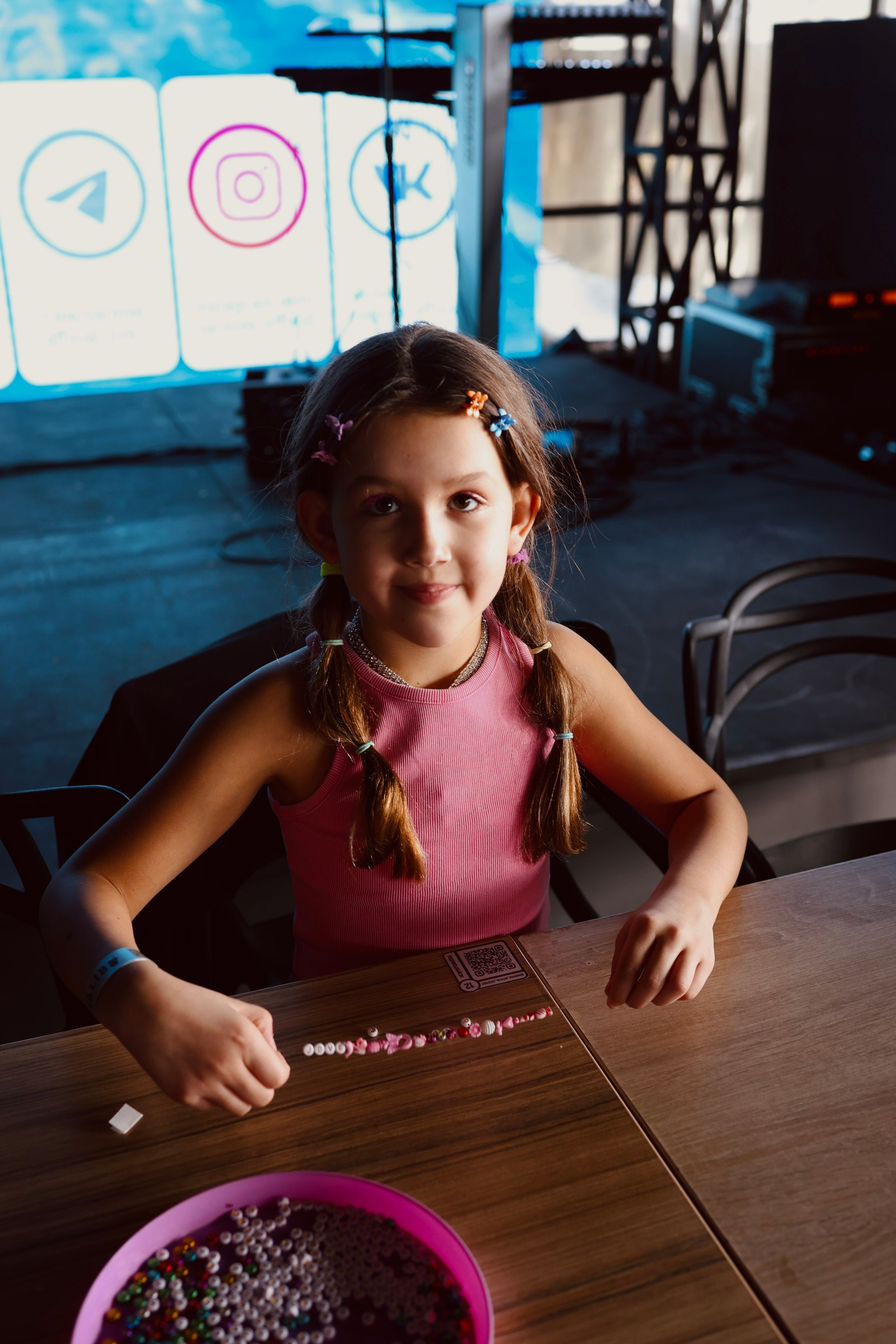 Мастер класс «Браслеты». Семейный и детский фотограф в Славгороде Анастасия Винс