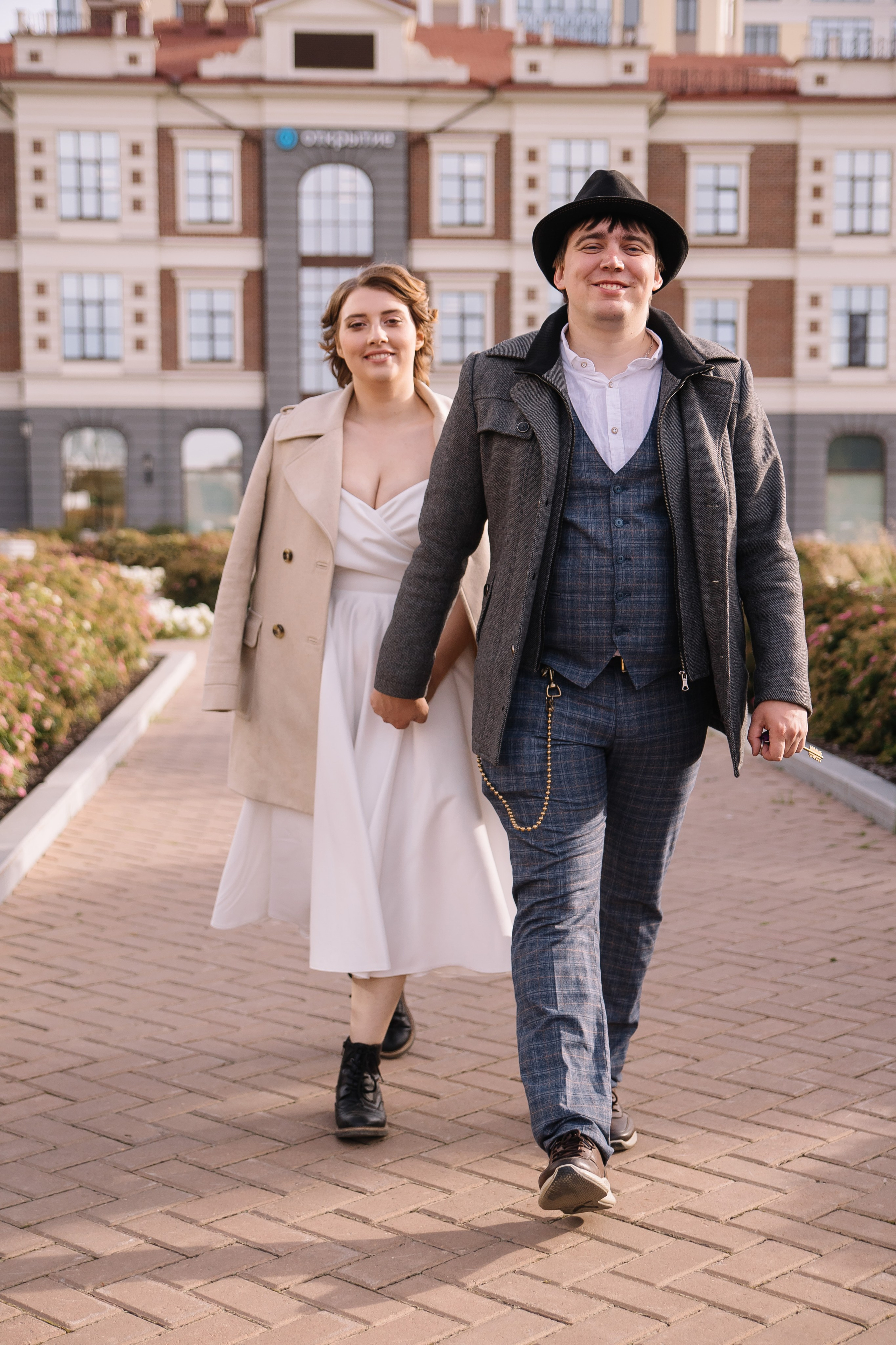 Свадебная прогулка. Свадебный, семейный фотограф, контент съёмка. Екатеринбург. Елена Граф