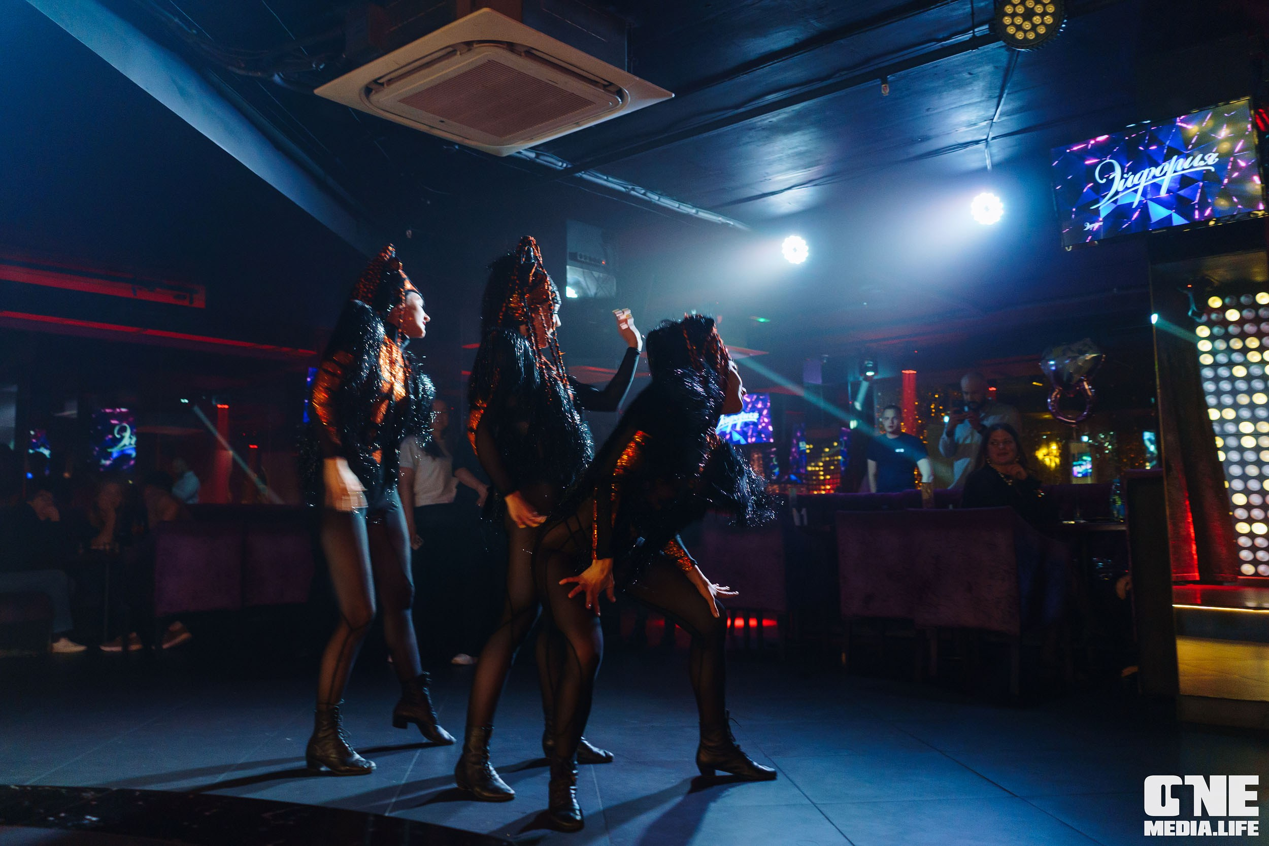 Фоторепортаж из караоке-клуба Эйфория. One Media Life: фоторепортажи, фотоотчеты с мероприятий и заведений