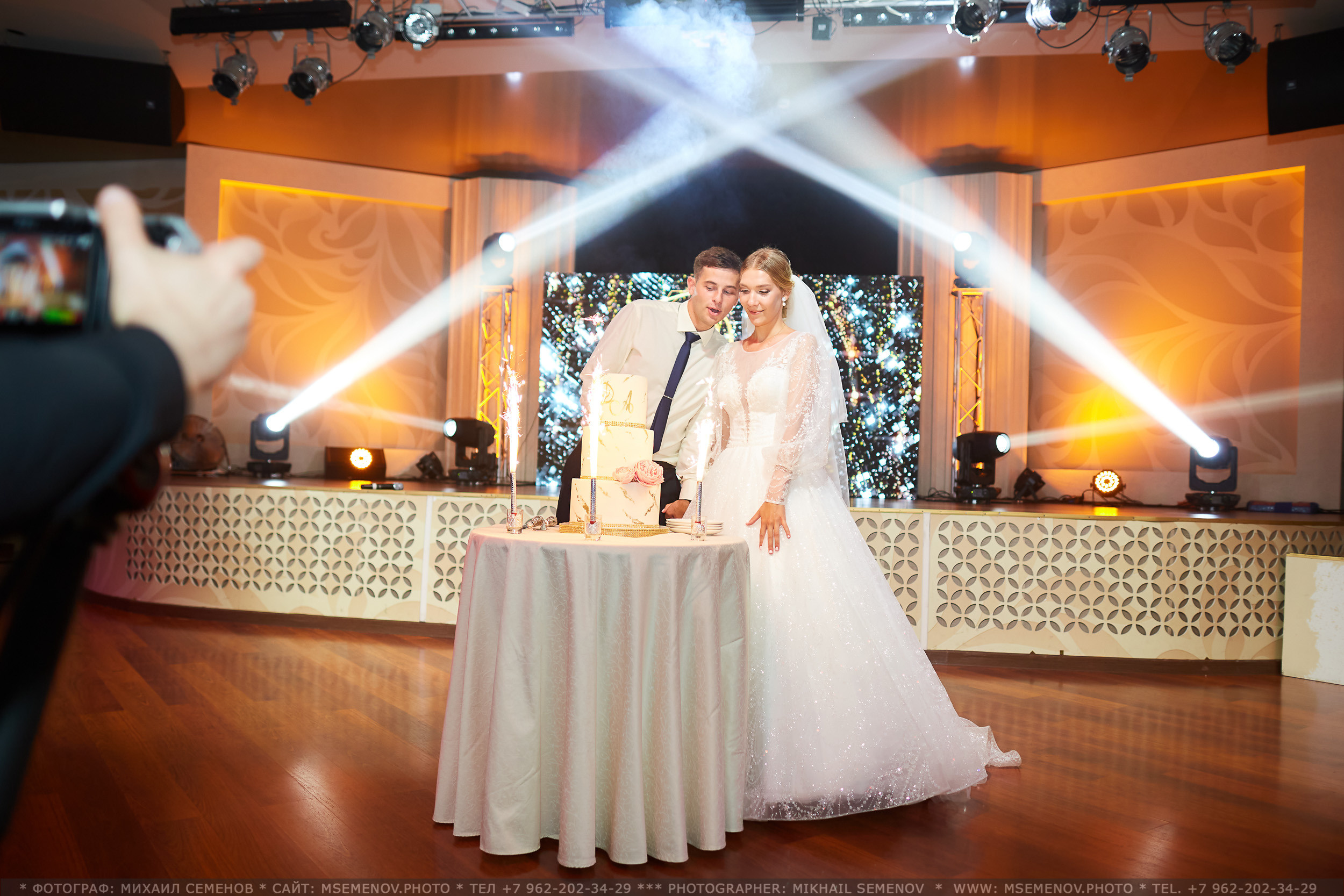 Свадьба Дарины и Андрея. Photographer for business Mikhail Semenov. Aqua photo studio, photo school