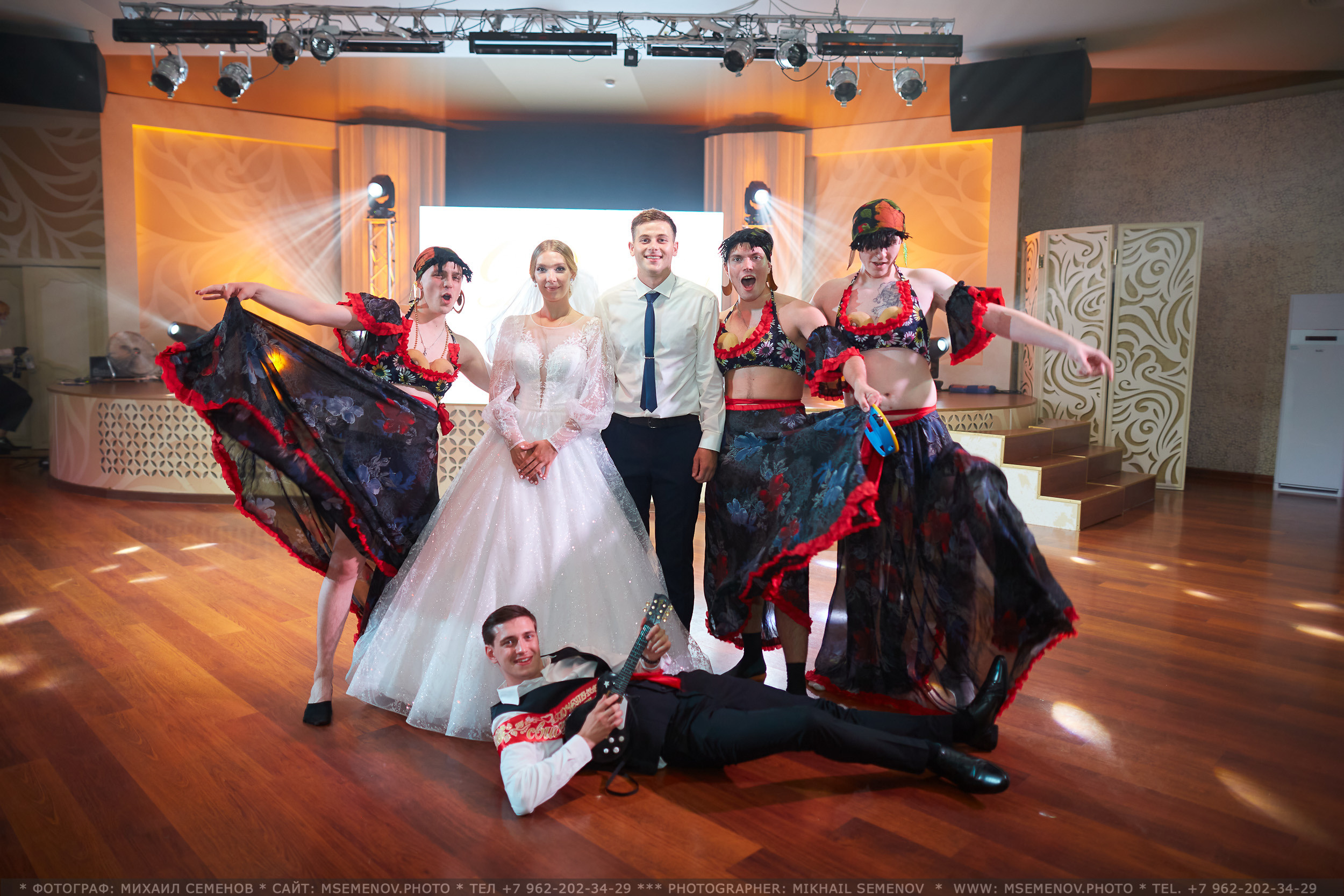 Свадьба Дарины и Андрея. Photographer for business Mikhail Semenov. Aqua photo studio, photo school